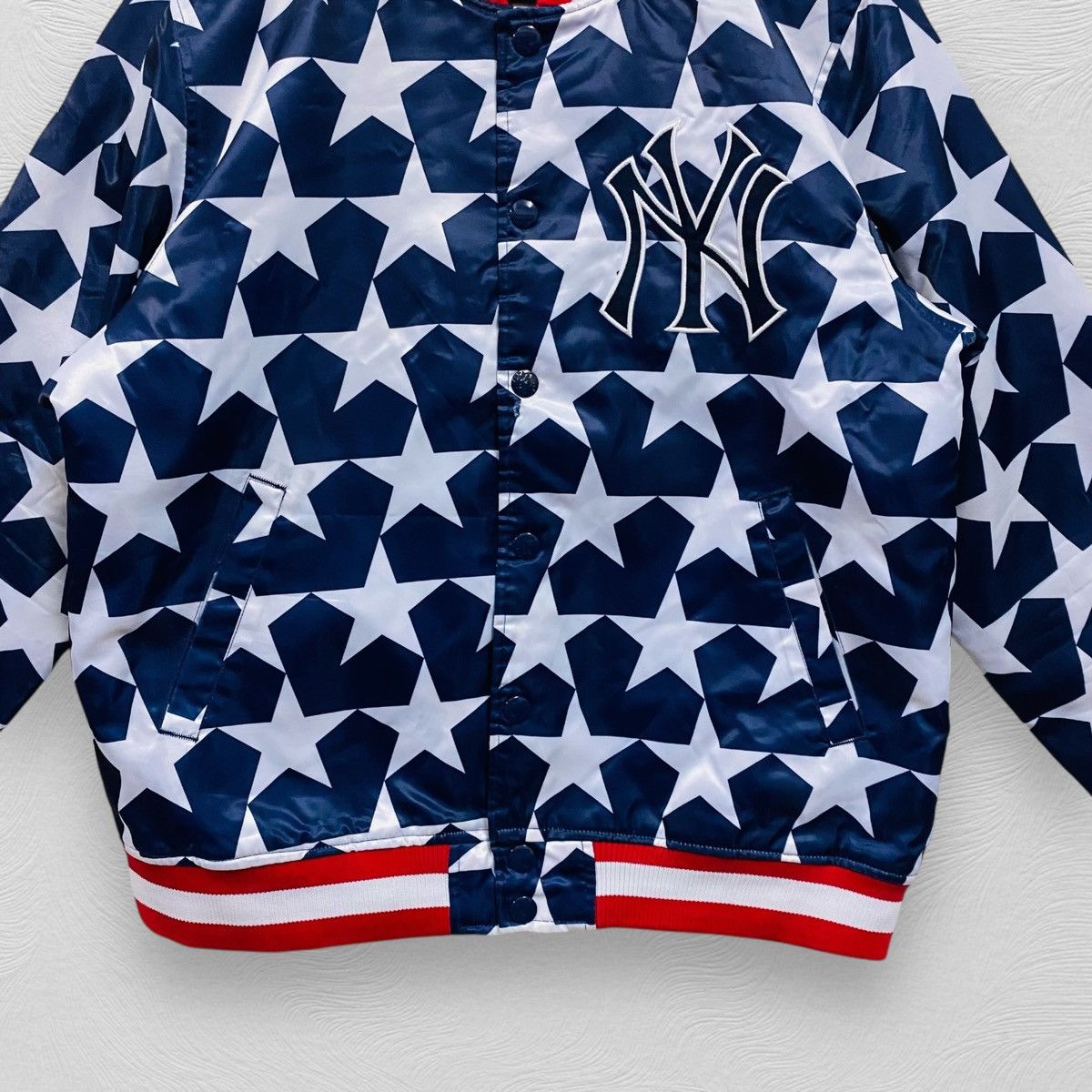 MLB Majestic NY New York Yankees MLB Bomber Jacket Size US L / EU 52-54 / 3 - 4 Thumbnail