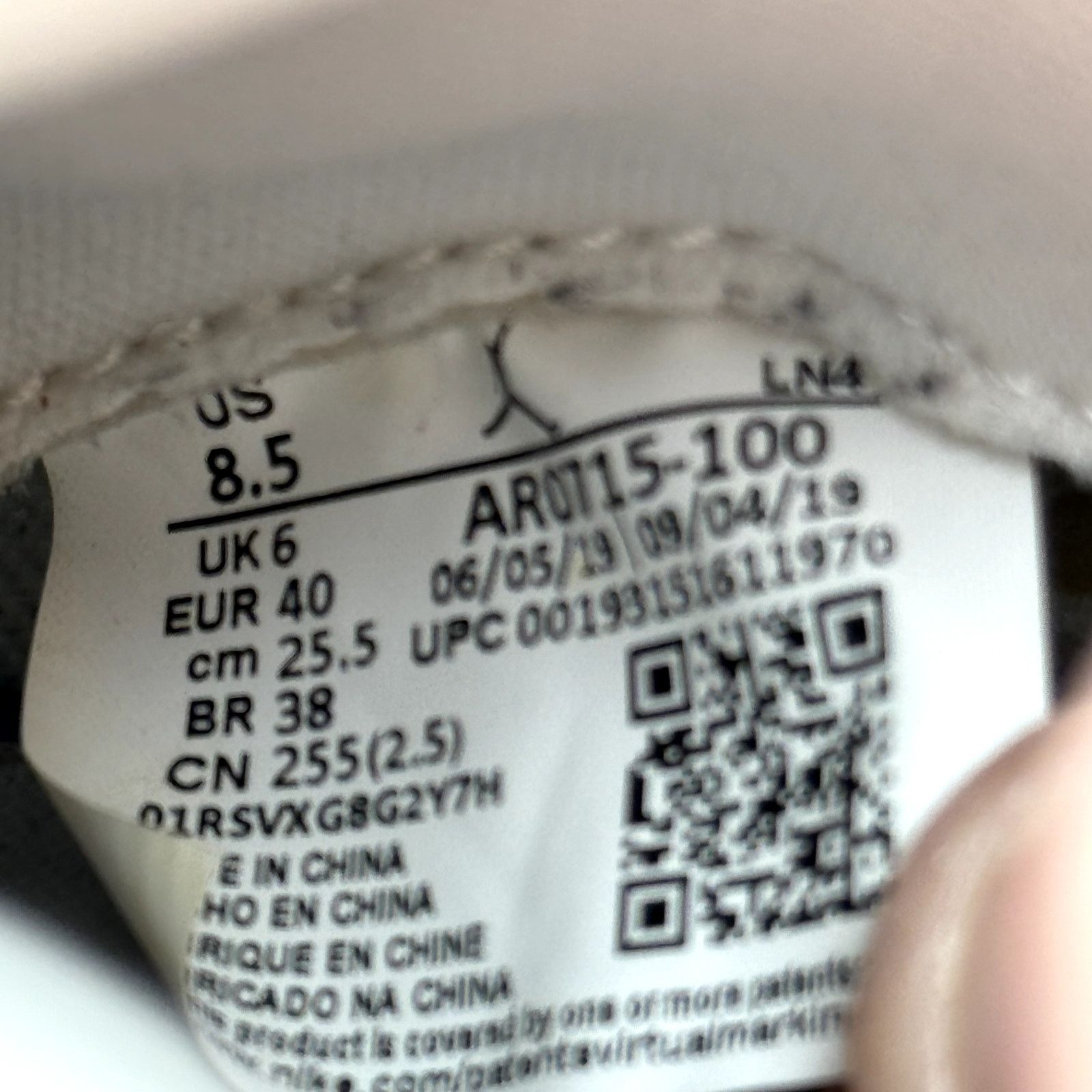 Jordan Brand × Nike Wmns Air Jordan 11 Retro Vast Grey Women's Shoes - Size 8.5 Size US 8.5 / IT 38.5 - 7 Thumbnail
