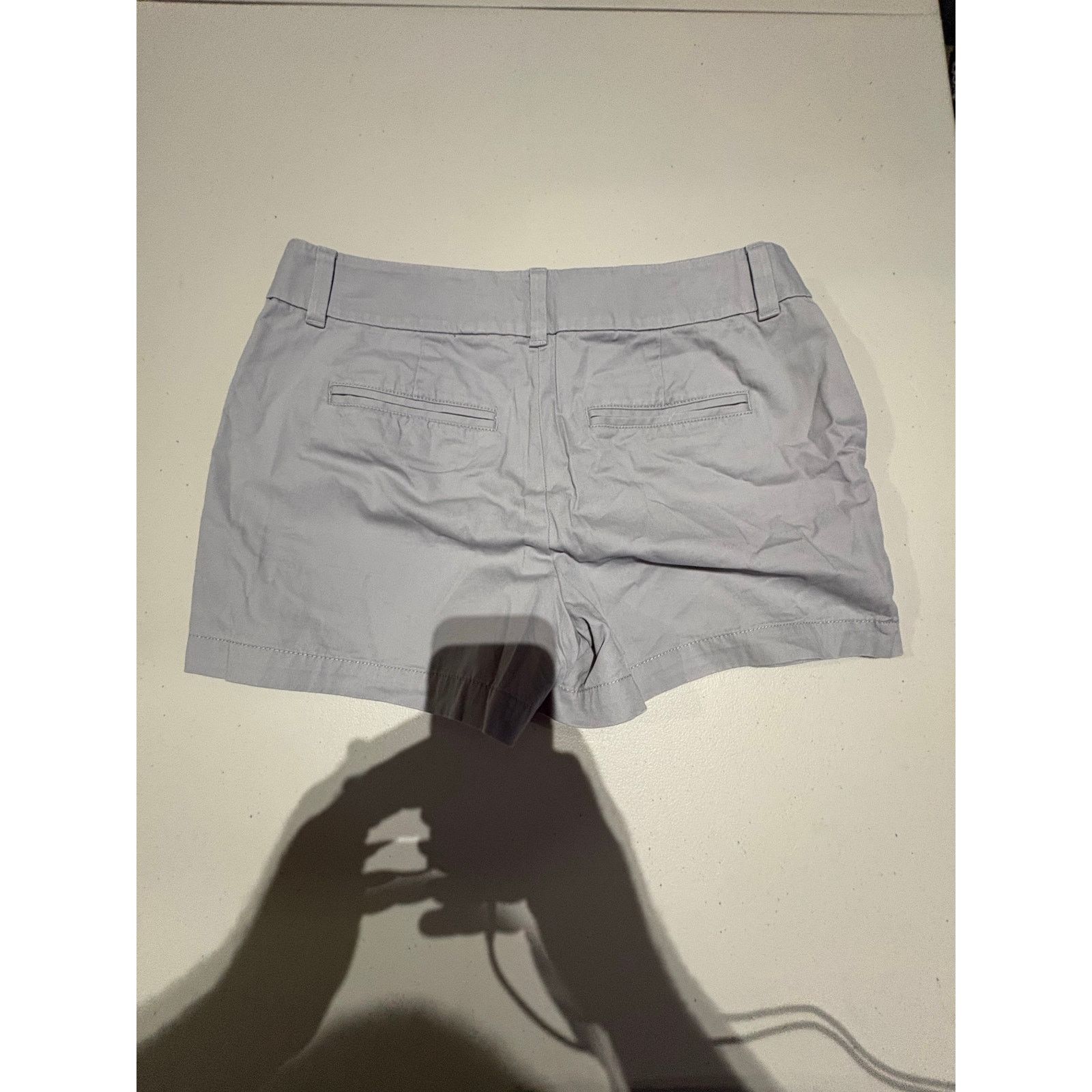 Loft LOFT Outlet Women’s Gray 4 Inch Shorts Size 4 Casual Size 27" / US 4 / IT 40 - 3 Thumbnail