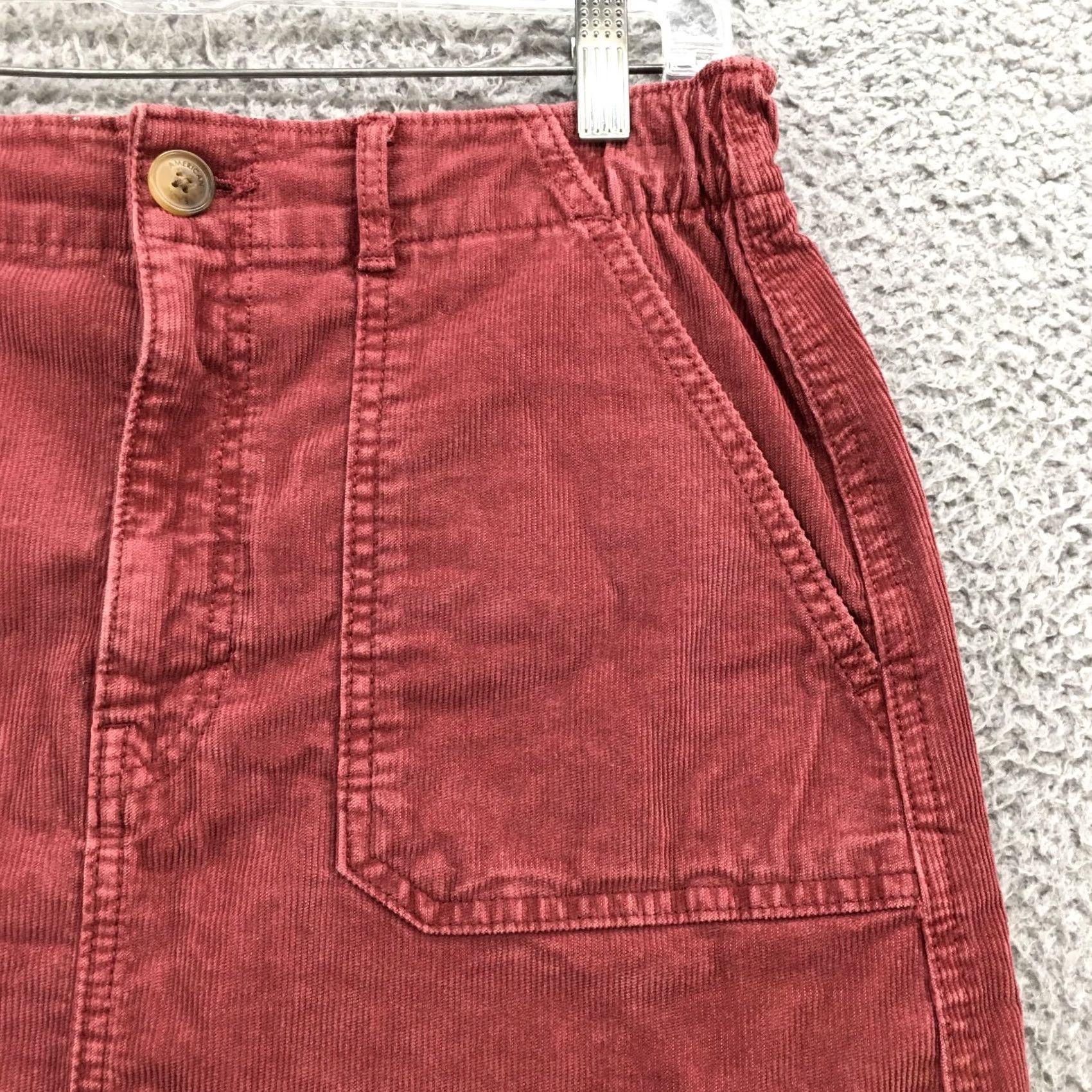 American Eagle Outfitters American Eagle Outfitters Skirt Womens 8R A-Line Corduroy Burgundy Zip Fly Short Moisture? Size 30" / US 8 / IT 44 - 5 Thumbnail