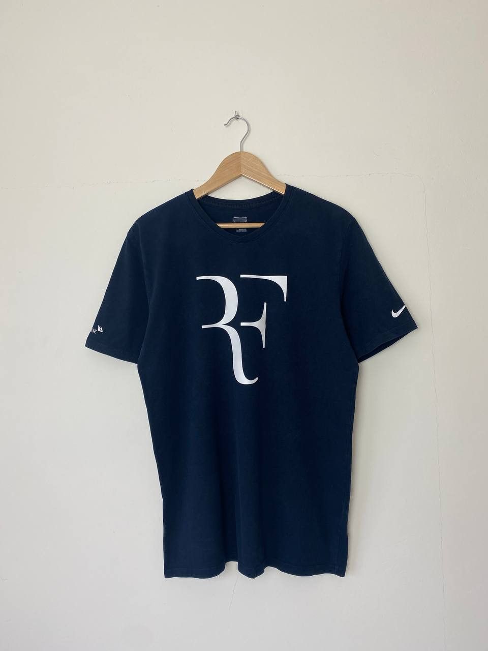 NIKE RF T-SHIRT US SIZE 『M』 BLUE フェデラー Nike RF Roger Federer Tennis V Neck T Shirt Mens XL Blue