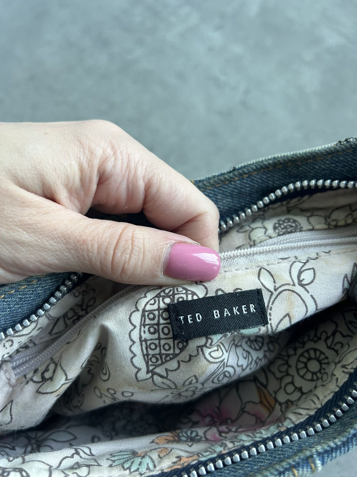 Ted Baker × Vintage Ted Baker Y2K Dirty Jeans Bag 00s floral cute office siren Size ONE SIZE - 10 Thumbnail