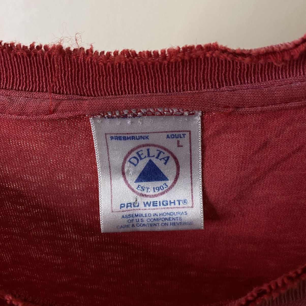 Vintage 1990s Nebraska Cornhuskers Football NFL Distressed Tee Size US L / EU 52-54 / 3 - 4 Thumbnail