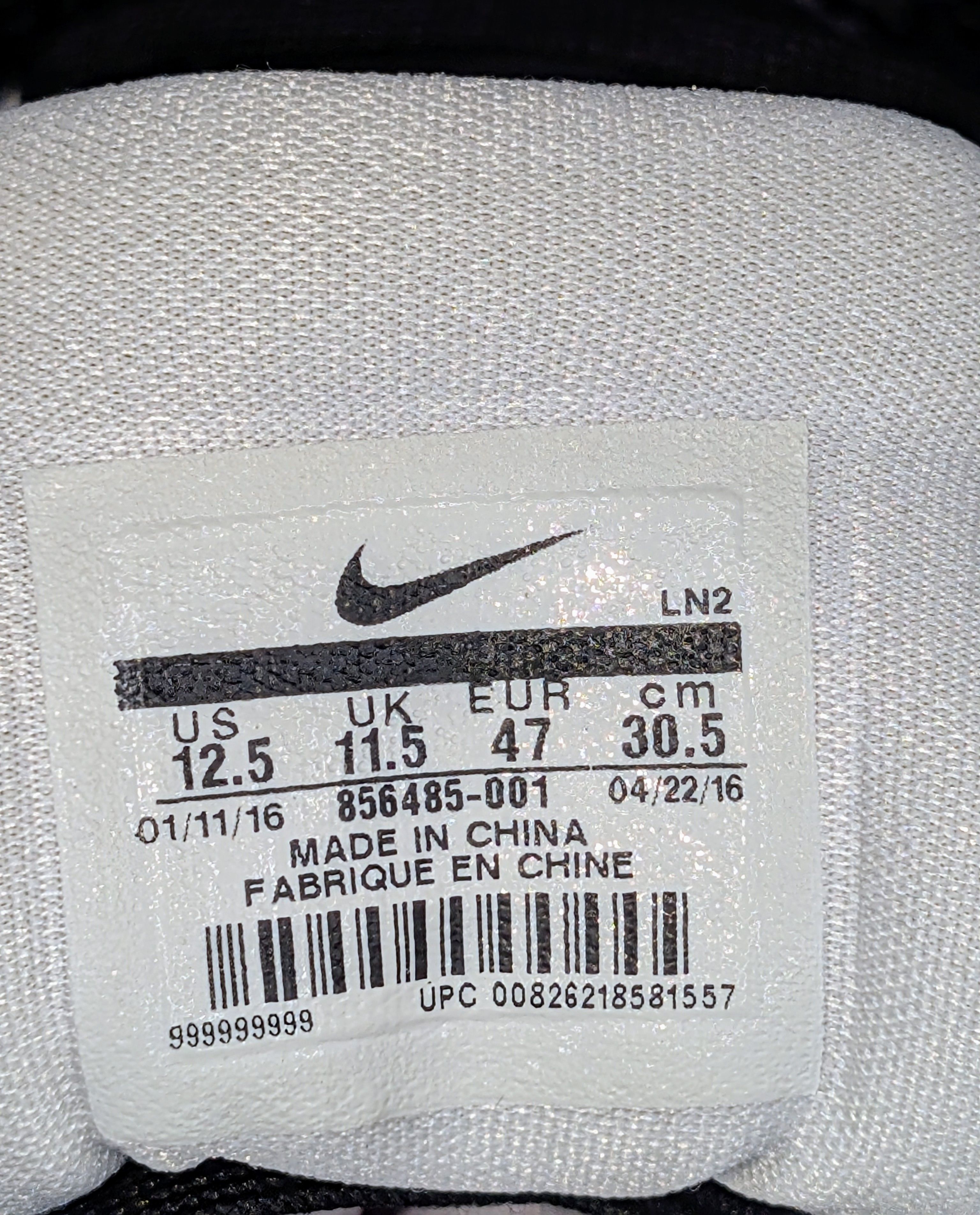 Nike Nike Kobe 11 TB Black VNDS Size US 12.5 / EU 45-46 - 2 Thumbnail