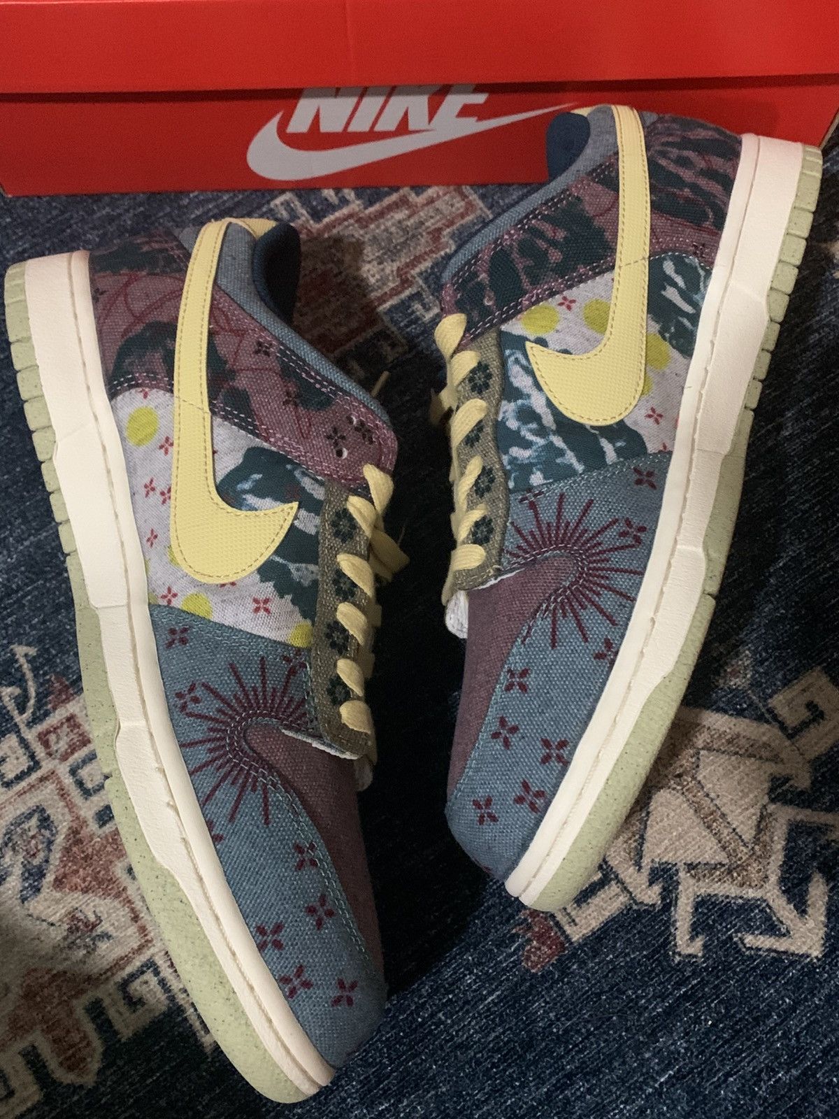 Nike 2020 Nike Dunk Low Community Garden Size US 11.5 / EU 44-45 - 6 Thumbnail