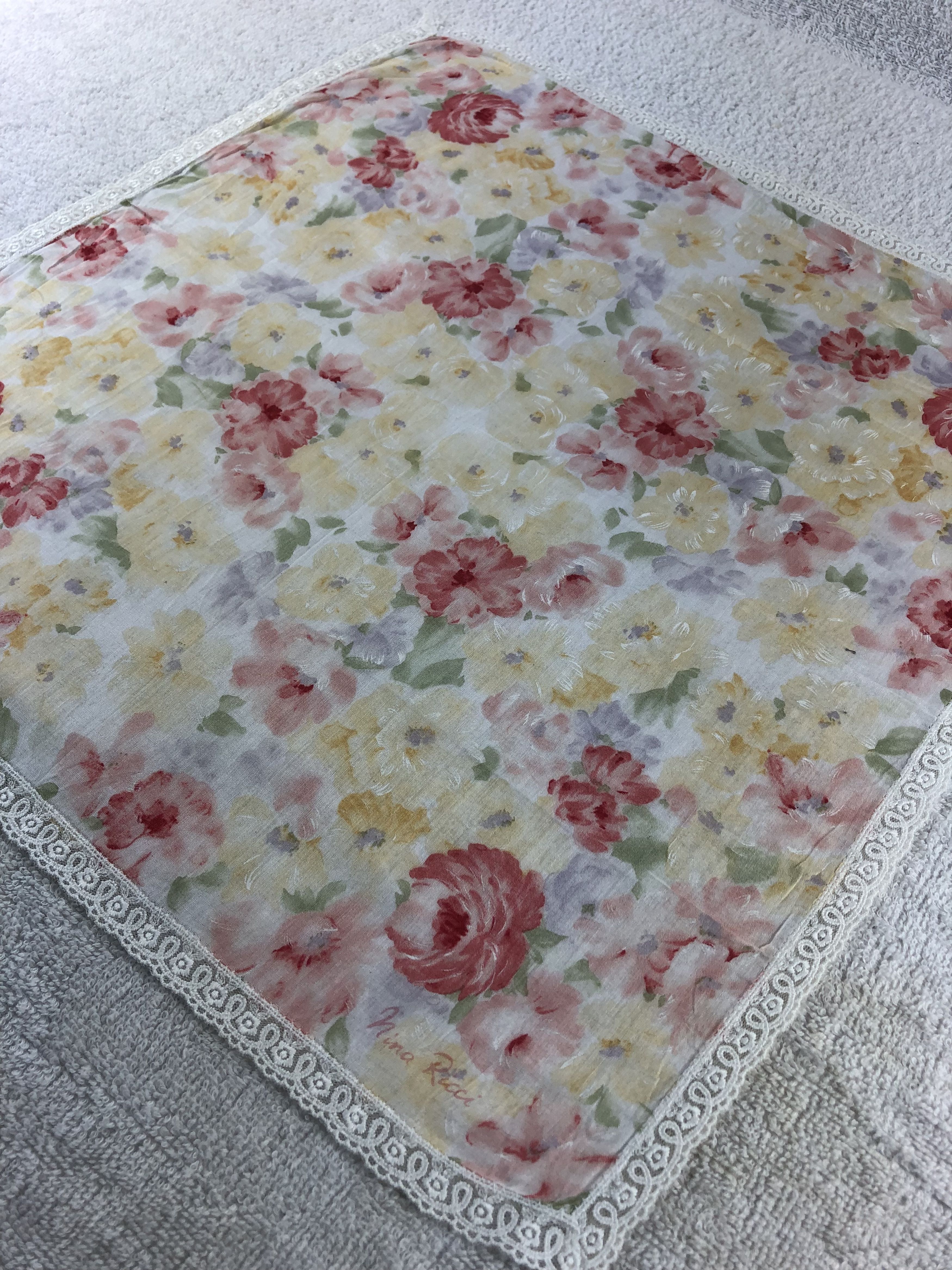 Nina Ricci Nina Ricci Handkerchief / Bandana / Neckerchief Size ONE SIZE - 4 Thumbnail