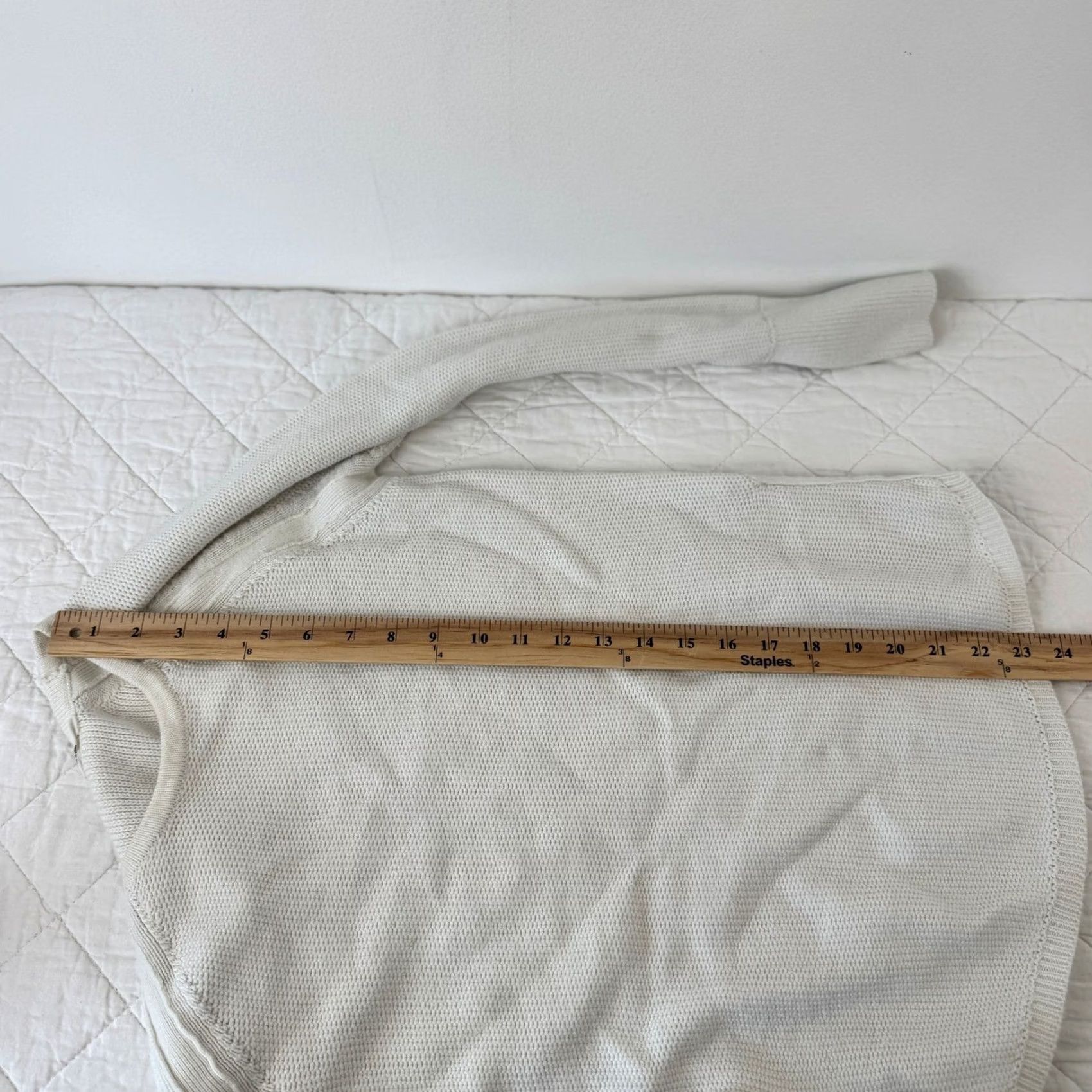 Athleta Athleta Pullover Sweater Womens S Ivory Waffle-Knit Raglan Long Sleeve Crew Neck Solid Logo Accents All Seasons Casual Size S / US 4 / IT 40 - 5 Thumbnail