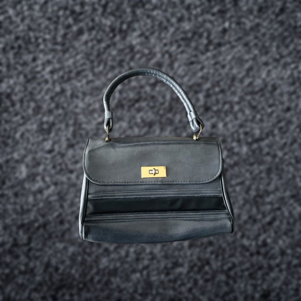 VTG Handbag Leather Gray Black Top Handle Gold Hardware Old Money Classic Rare Leather Women's Bag