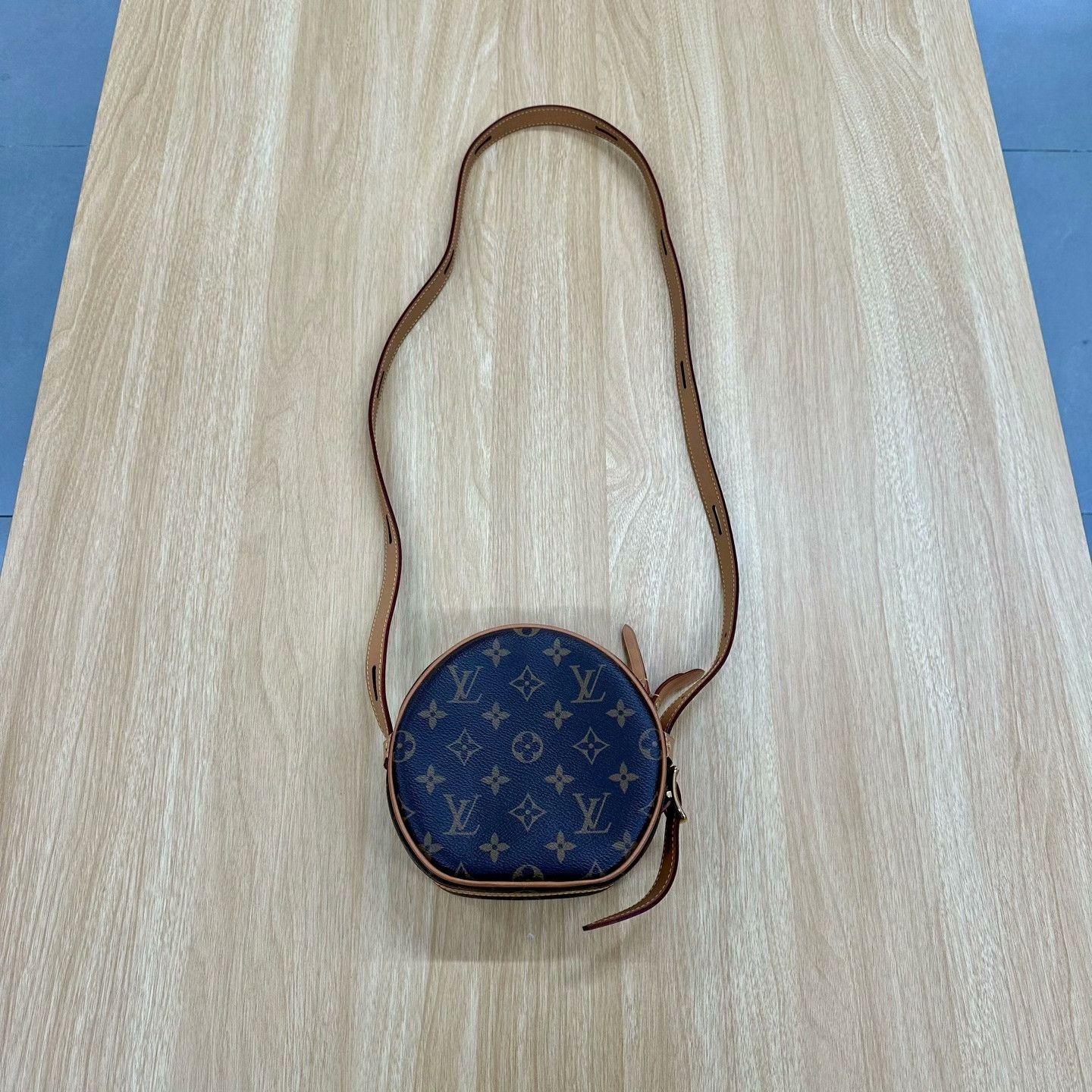 Louis Vuitton Louis Vuitton Brown Shoulder Bag S Women Size ONE SIZE - 1 Thumbnail