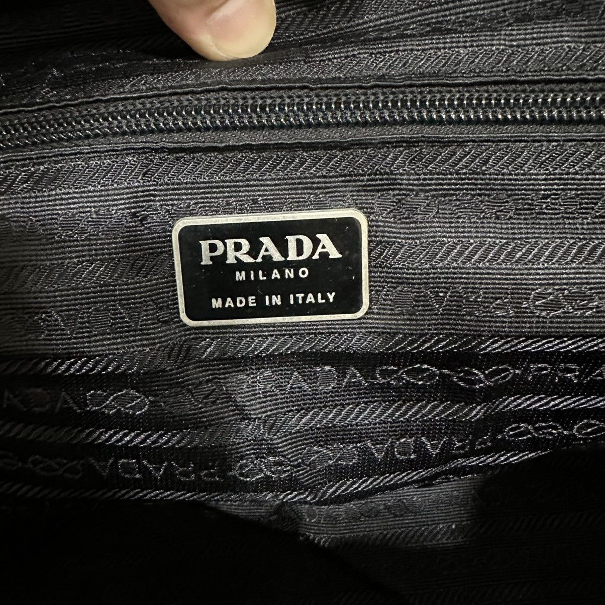 Prada ‼️LASTDROP‼️ AUTHENTIC PRADA NERO NYLON HAND BAG Size ONE SIZE - 14 Thumbnail