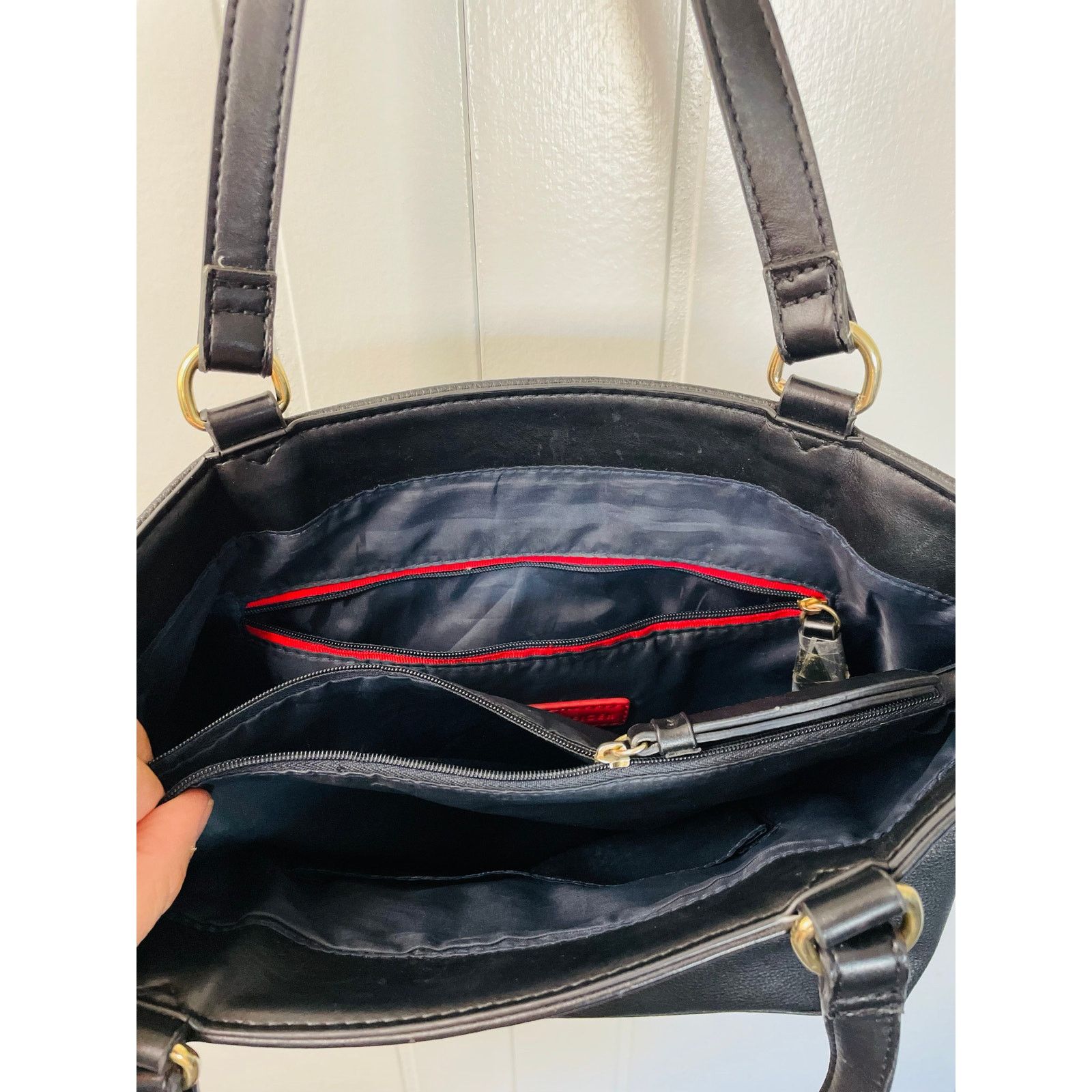 Tommy Hilfiger Tommy Hilfiger Vegan Leather Double Strap Purse Size ONE SIZE - 6 Thumbnail