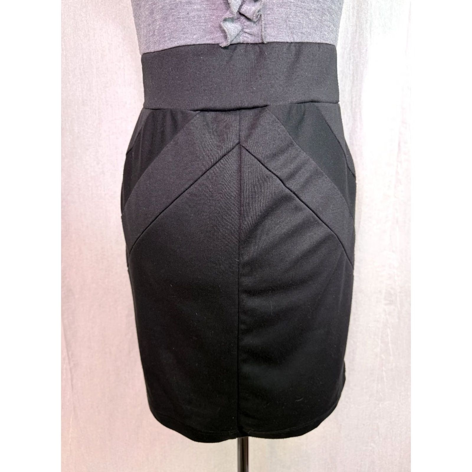 Vintage BeBop Women Dress Grey Black Fitted Scoop Neck Ruffle Casual Size M Size M / US 6-8 / IT 42-44 - 3 Thumbnail