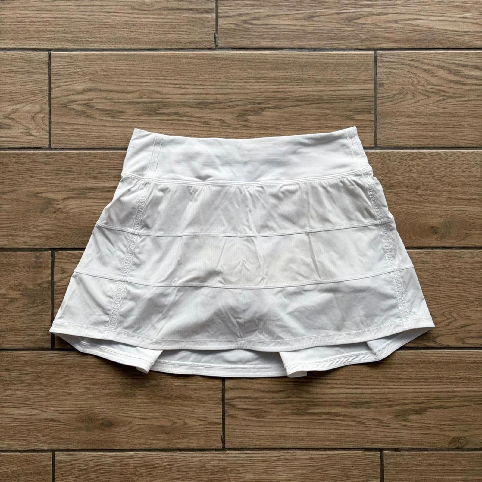 Lululemon Lululemon White Yoga Mini Skirt Size 27" / US 4 / IT 40 - 5 Thumbnail