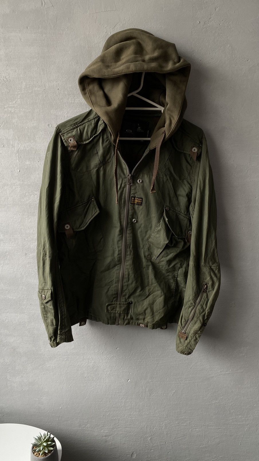 image of G Star Raw Vintage Denim Cargo Bodage Jacket in Green, Men's (Size Medium)