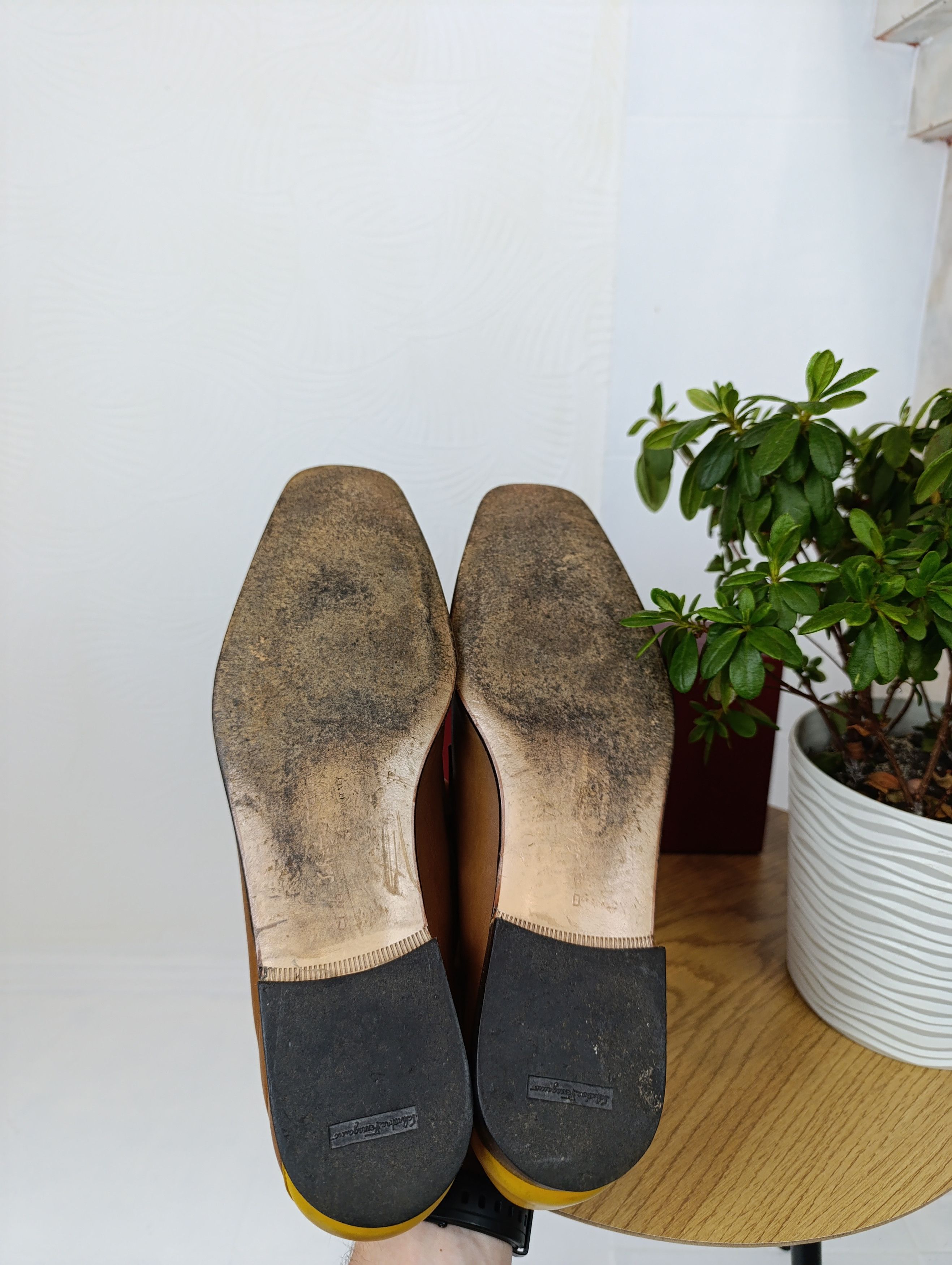 Salvatore Ferragamo SALVATORE FERRAGAMO LEATHER ITALIAN SHOES Size US 8 / EU 41 - 16 Thumbnail