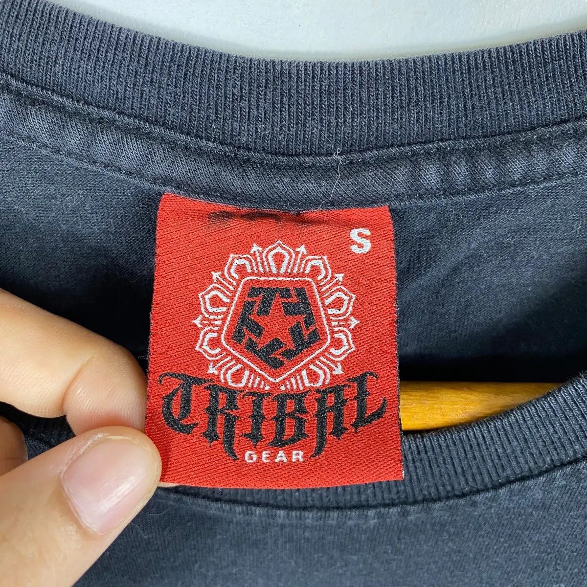 Tribal Streetwear Vintage 00's TRIBAL GEAR Bold Logo Graphic Tee Shirt Small Size US S / EU 44-46 / 1 - 6 Thumbnail