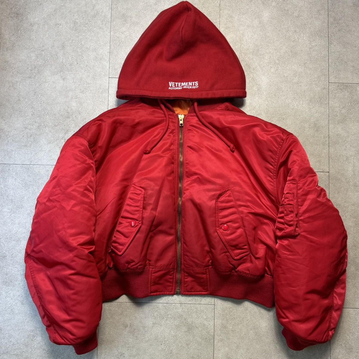 Vetements Vetements AW16 cropped red Bomber MA1 jacket Size US M / EU 48-50 / 2 - 2 Thumbnail