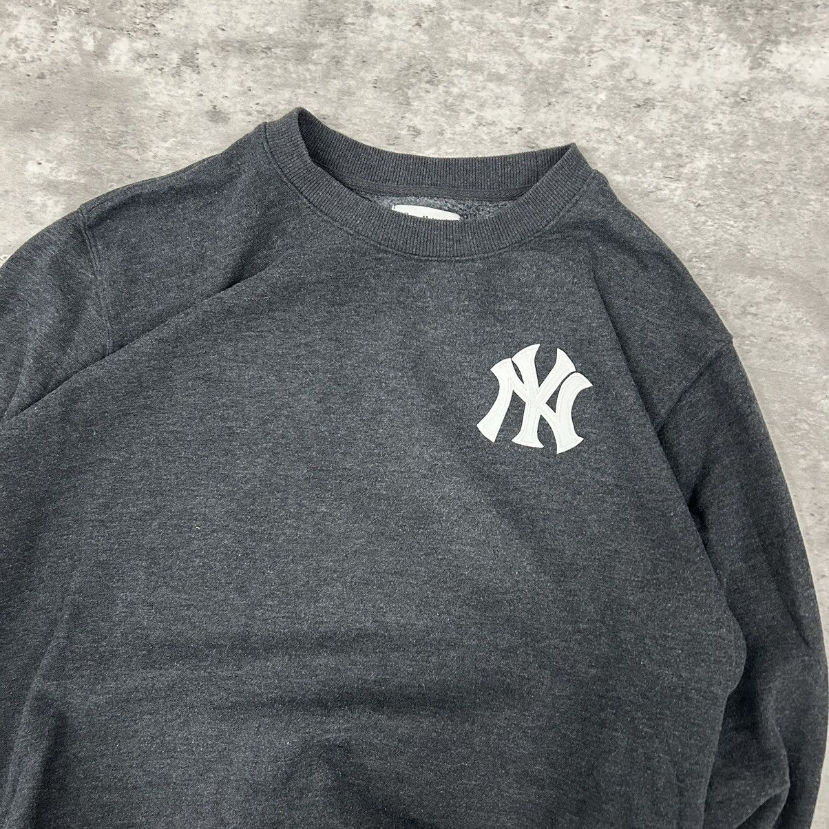 New York Yankees Vintage New York Yankees Crewneck sweatshirt xxl Size US XXL / EU 58 / 5 - 2 Thumbnail