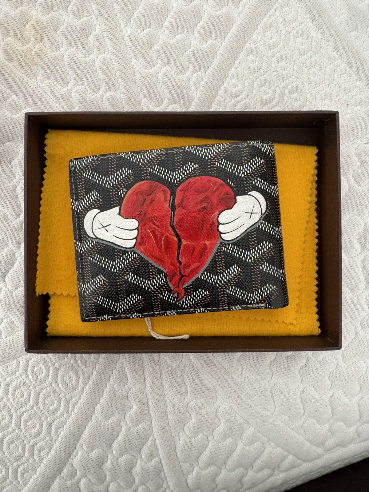 Goyard Goyard x Serviced By E Wallet Size ONE SIZE - 1 Thumbnail