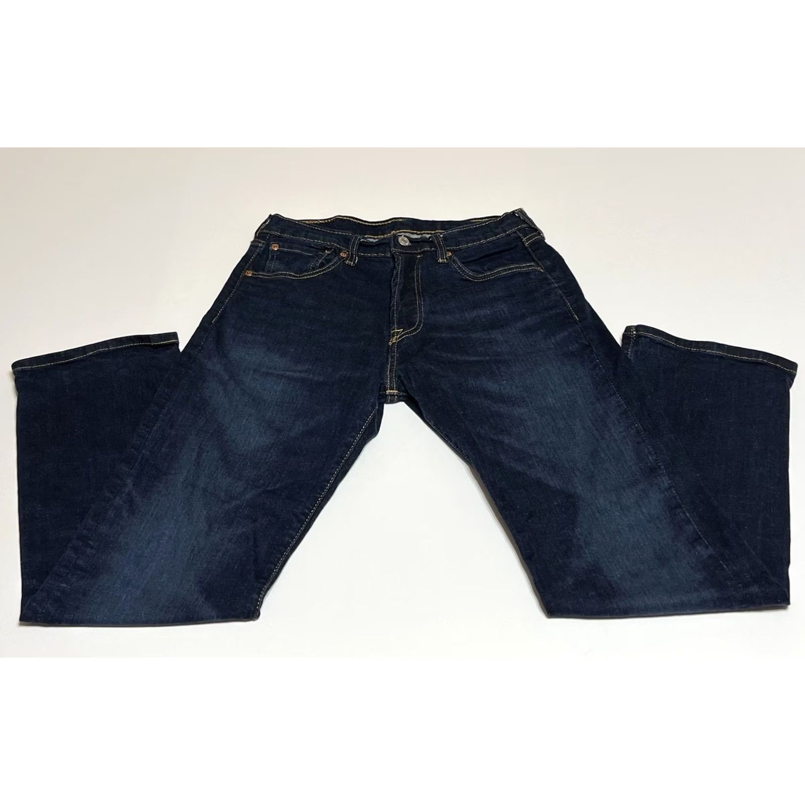 Levi's Levi's 501 Jeans Mens 30x30 30x29 Blue Denim Button Fly Straight Leg Regular Rise 80s 90s Music USA USA Leather patch? Size US 30 / EU 46 - 2 Thumbnail