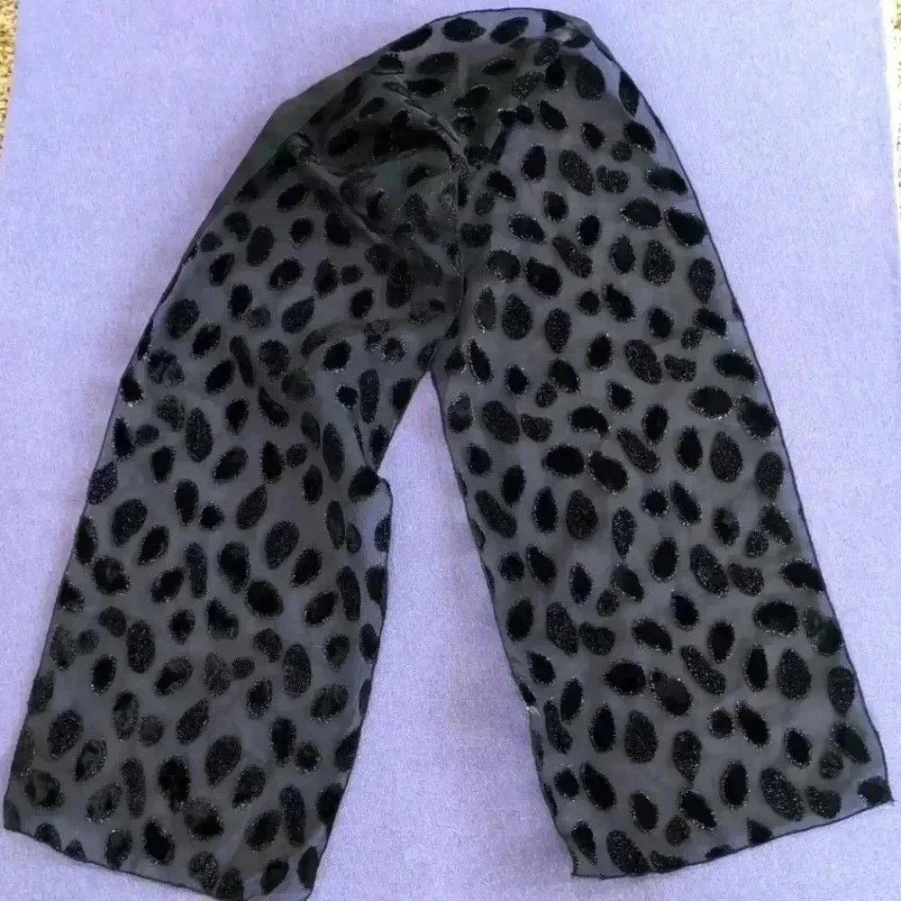 Vintage Black Cheetah Print Scarf Sparkle Black velvet on mesh 60 x Size ONE SIZE - 1 Thumbnail
