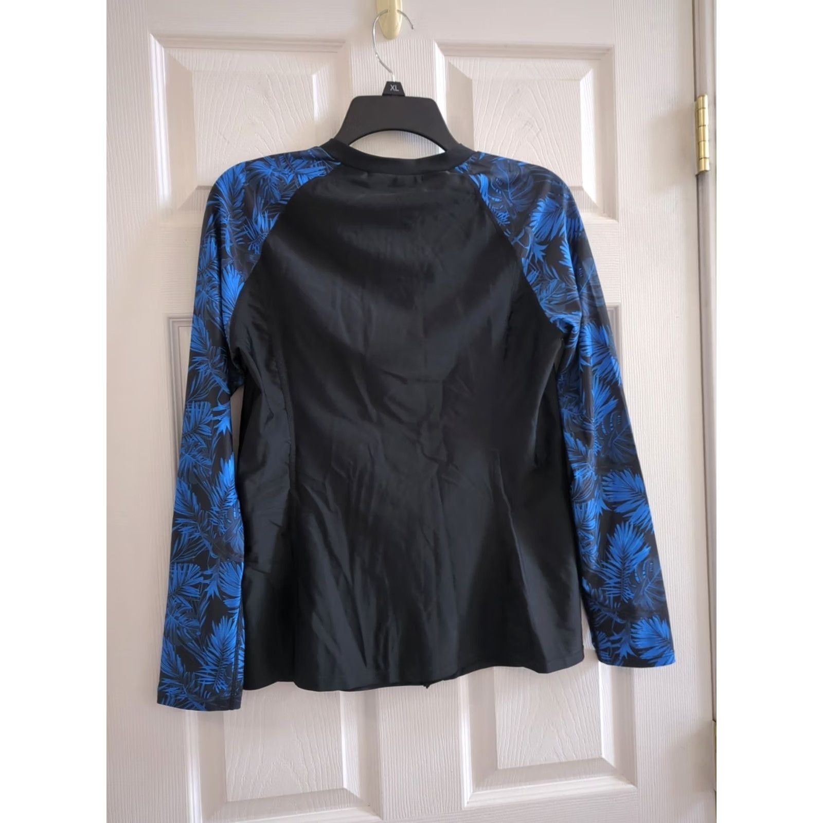 Swims Jasambac Women's M Long Sleeve Black /Blue Tropical Full Zip Swim Top UV50+ NWT Size M / US 6-8 / IT 42-44 - 4 Thumbnail