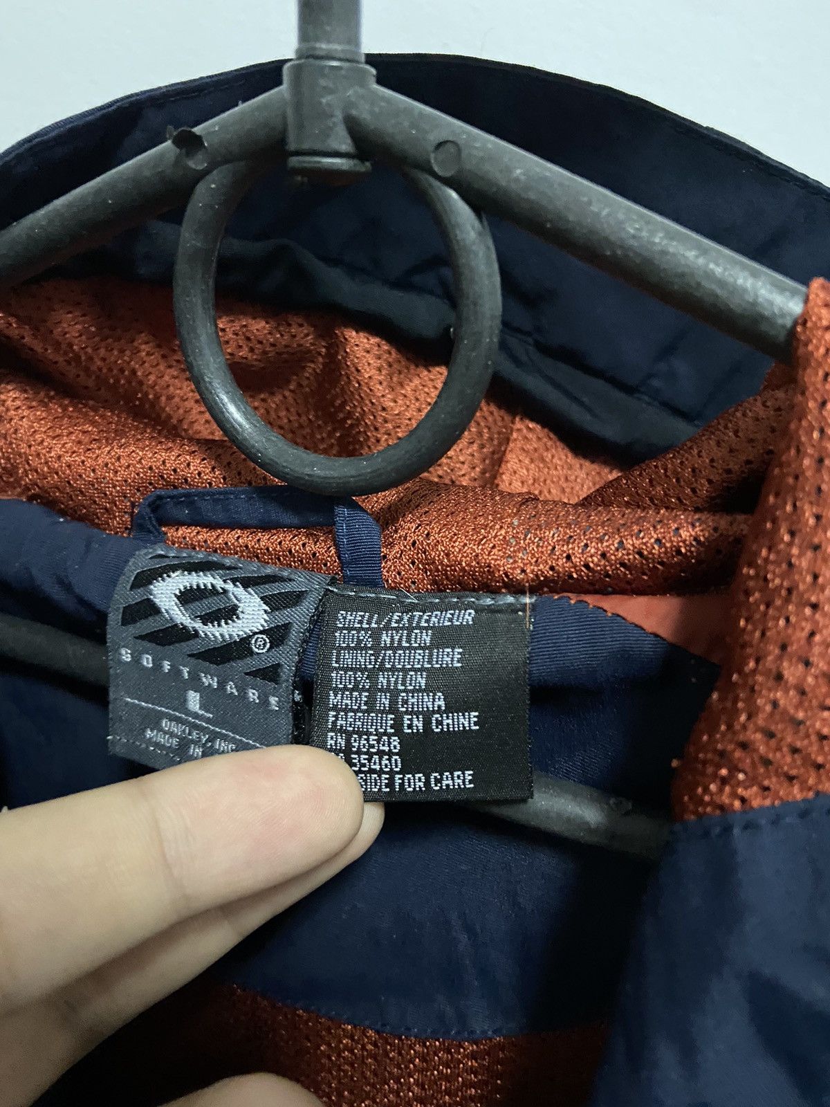 Oakley × Vintage Oakley jacket small logo vintage Gorpcore hooded Size US L / EU 52-54 / 3 - 5 Thumbnail