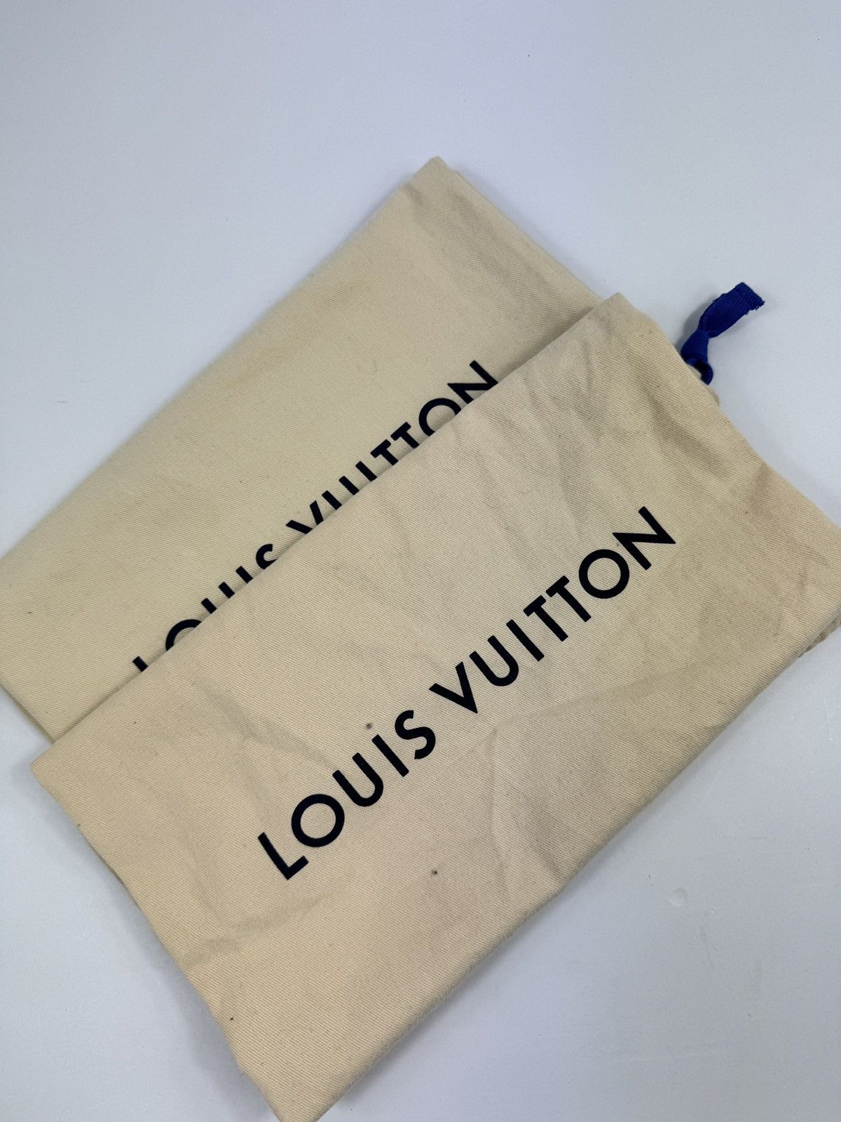 Louis Vuitton CLASSIC MONOGRAM SNEAKERS Size US 9 / EU 42 - 10 Thumbnail