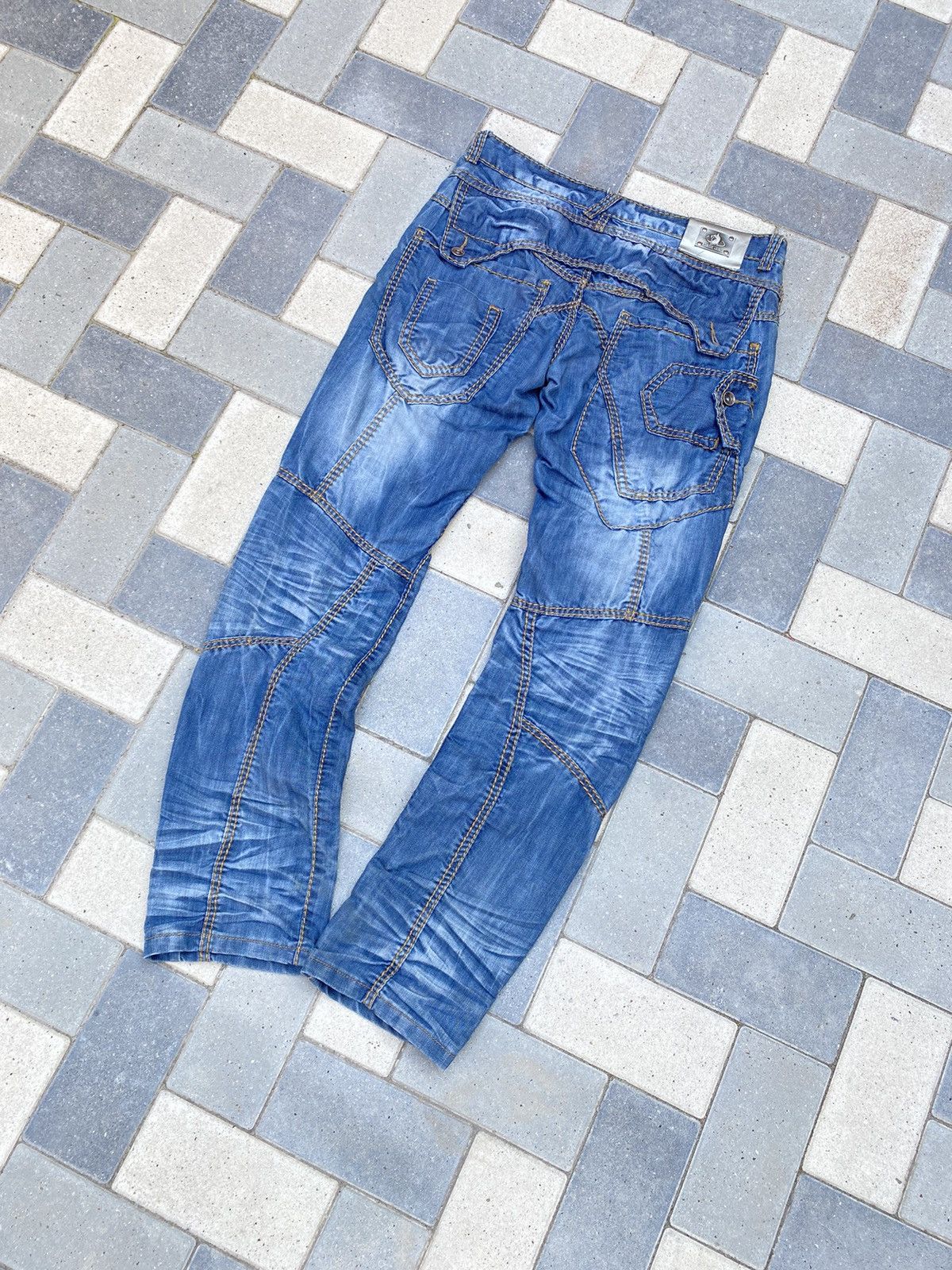If Six Was Nine DISTRESSED JEANS Denim multi pocket y2k lgb style Size US 32 / EU 48 - 4 Thumbnail