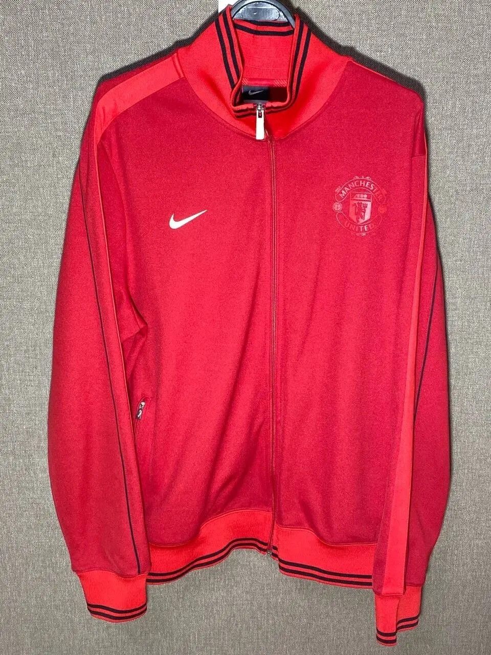 Nike Nike x Manchester United 2013 Tracksuit Jacket In Red Size US XXL / EU 58 / 5 - 1 Thumbnail