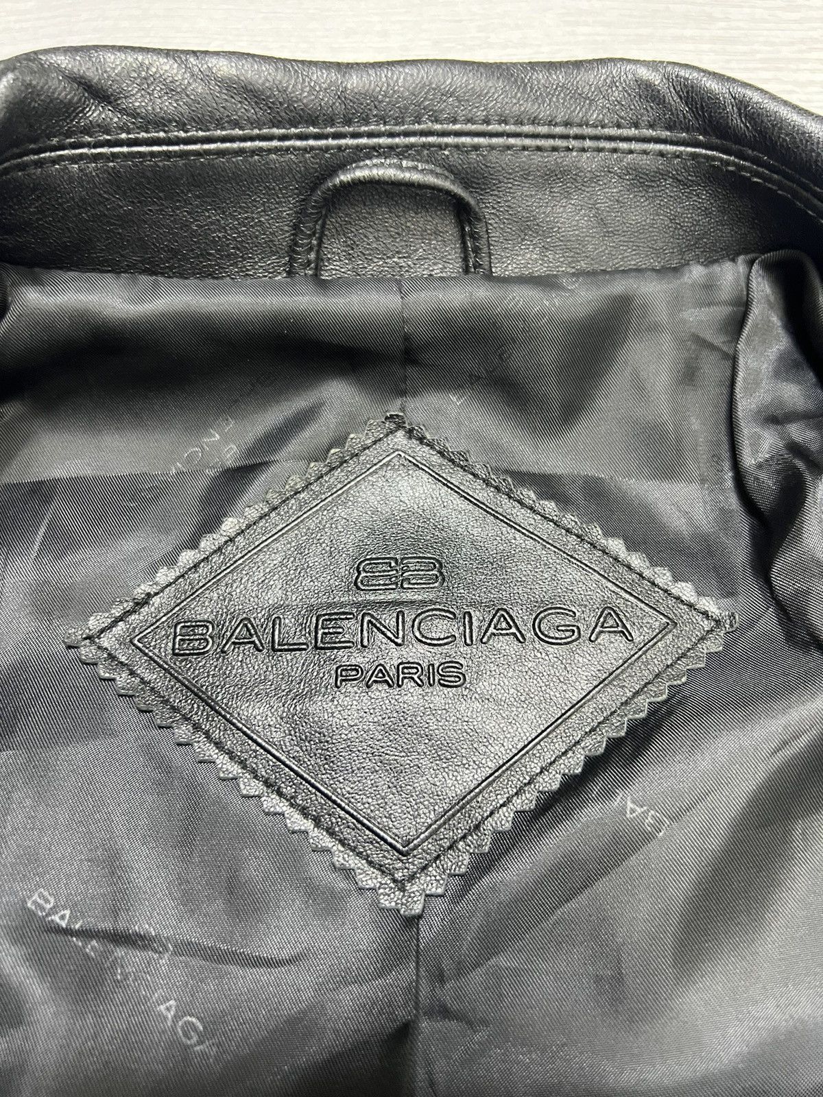 Balenciaga Balenciaga - Vintage - 1997 - Button Up Leather Coat Size US L / EU 52-54 / 3 - 20 Thumbnail
