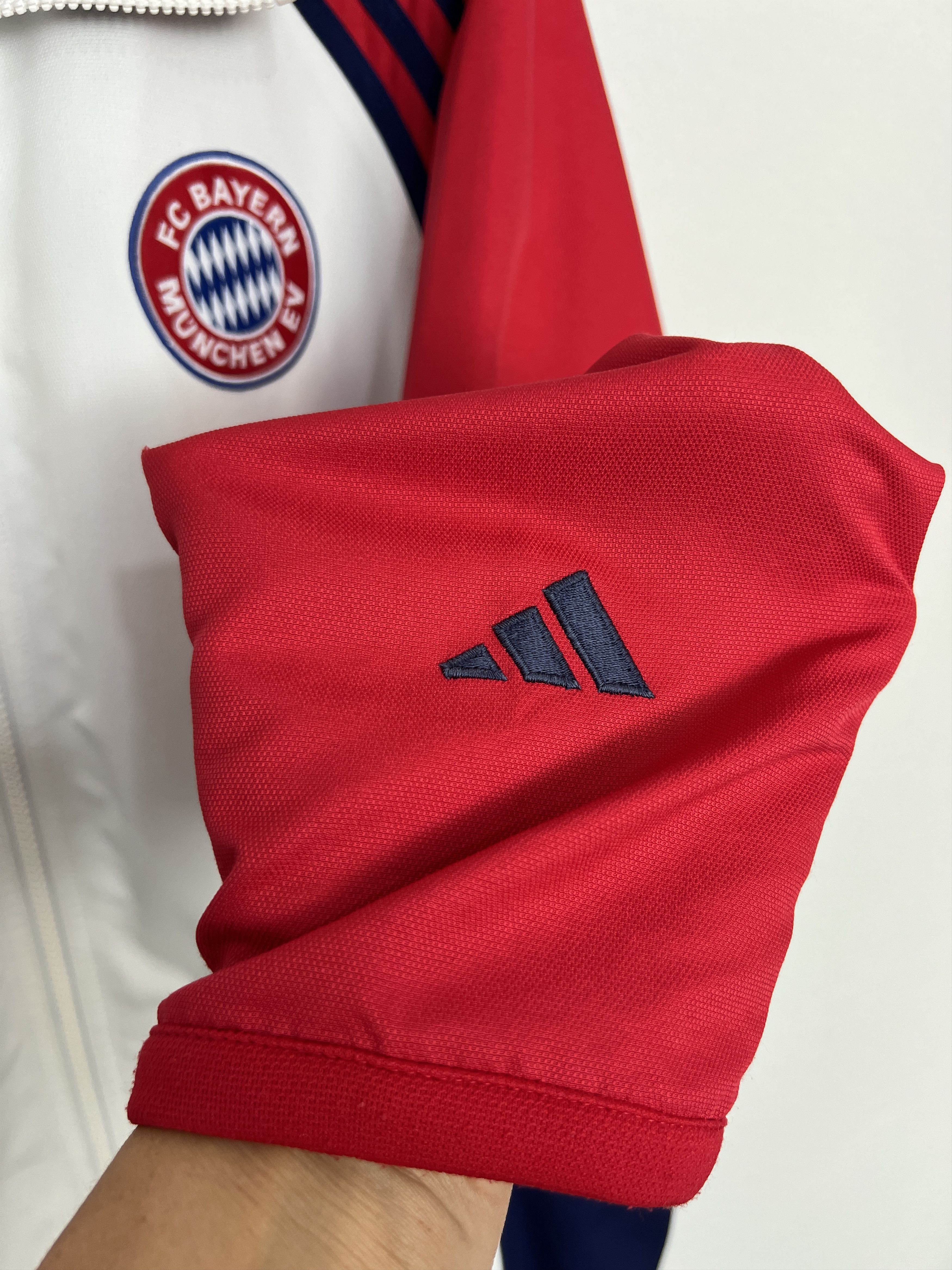 Adidas Vintage 90's Adidas Bayern Munich Football Jacket Soccer Size US L / EU 52-54 / 3 - 4 Thumbnail