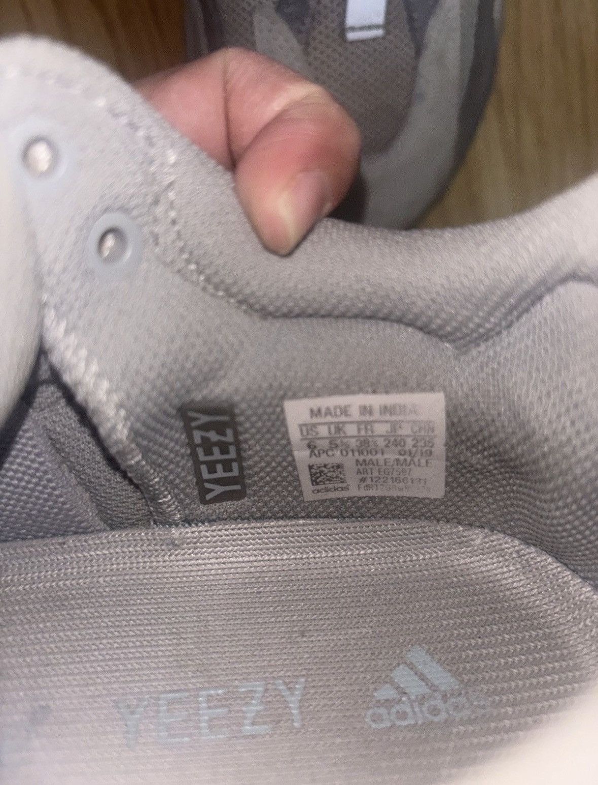 Yeezy Yeezy Boost 700 bundle Size US 6 / EU 39 - 4 Thumbnail