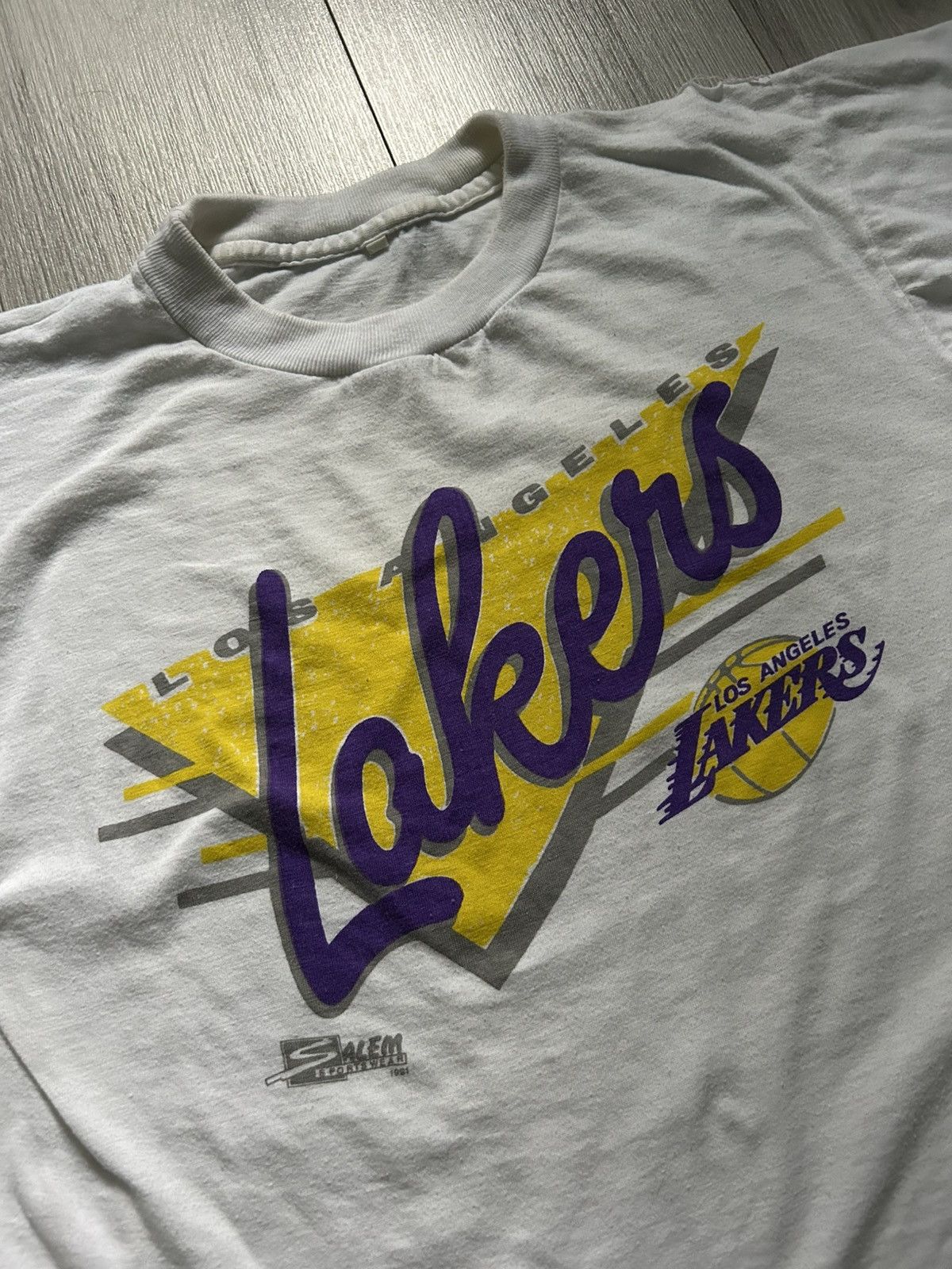 NBA × Vintage 1991 Los Angeles Lakers Single Stitch T-Shirt Size US M / EU 48-50 / 2 - 2 Thumbnail