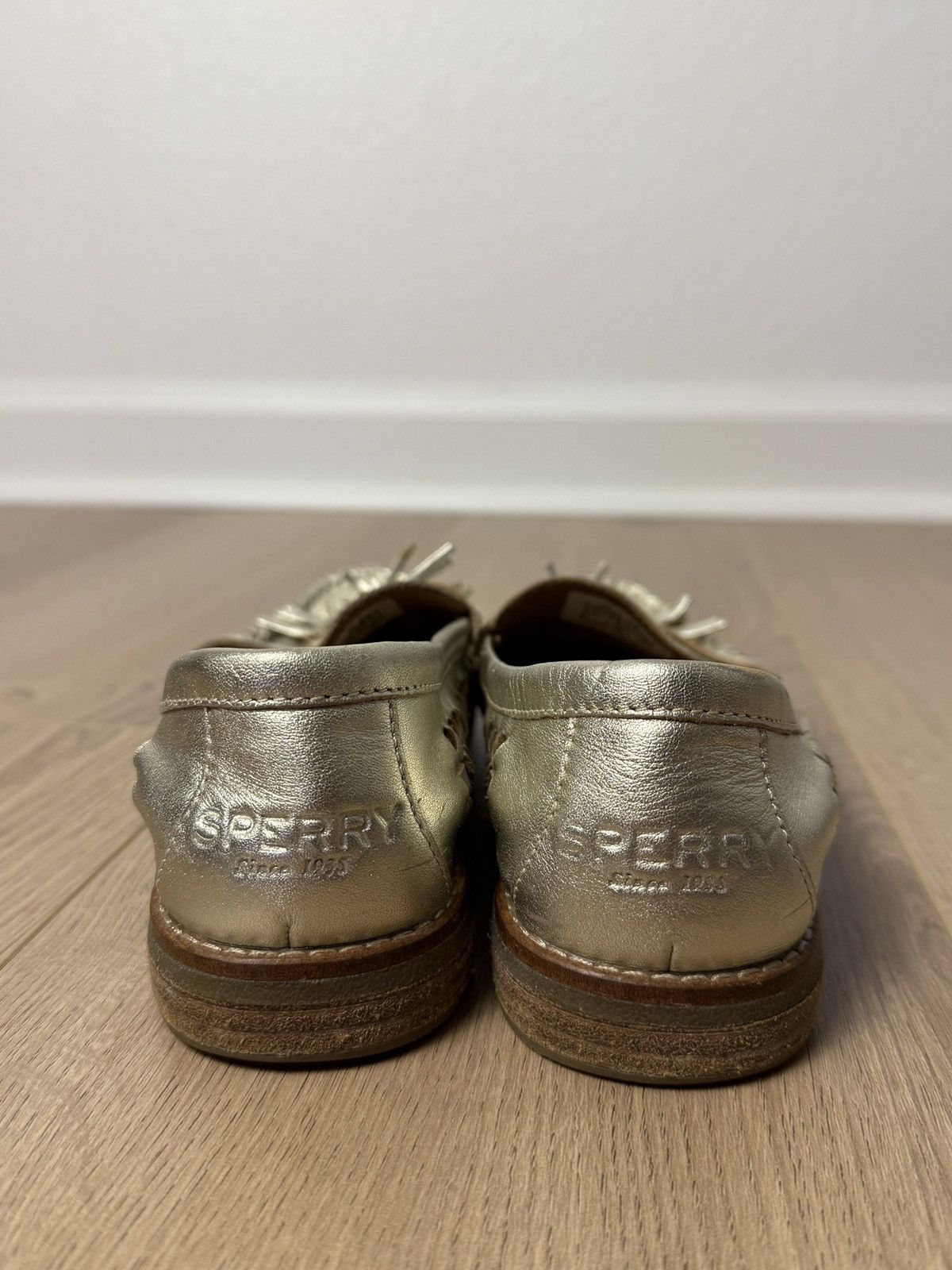 Sperry Sperry Seaport gold metallic tassel loafers size 7 Size US 7 / IT 37 - 2 Thumbnail