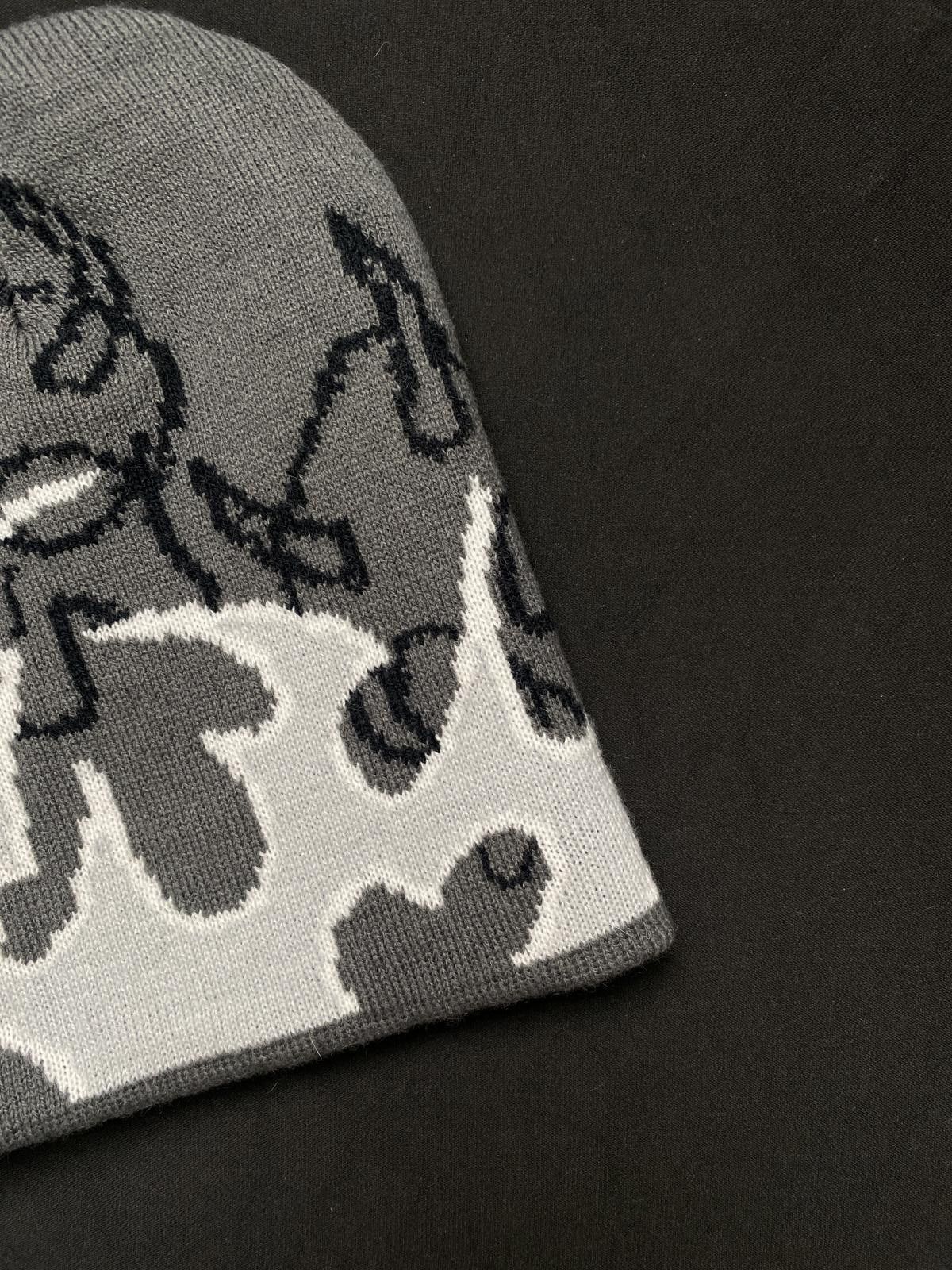 Japanese Brand Rare Michabelous Fire Graphic No Cuff Blue Beanie Hats Size ONE SIZE - 3 Thumbnail