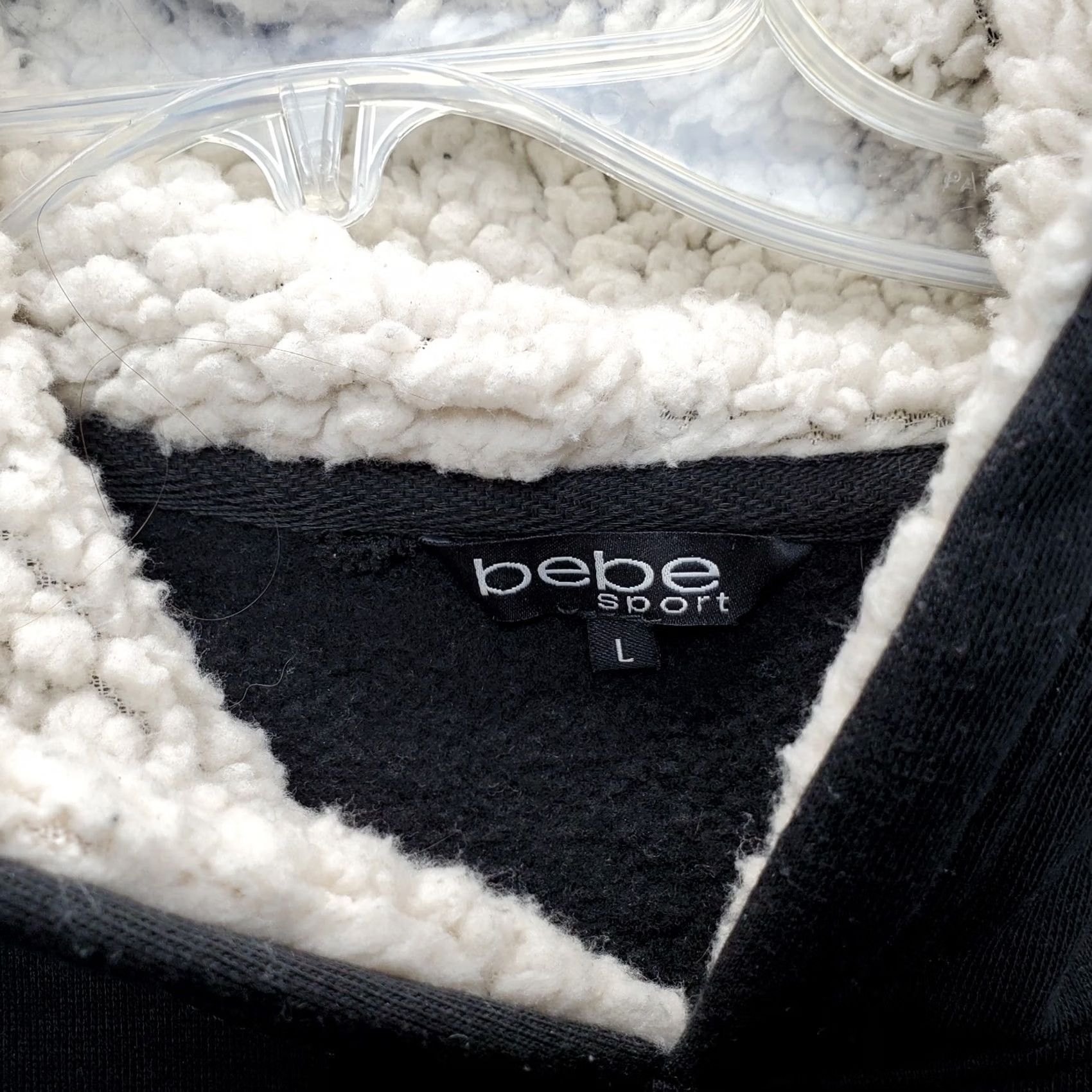 Bebe Bebe Womens Hoodie Size L Black Fleece Lined Sherpa Hood Kangaroo Pockets Pullover Size L / US 10 / IT 46 - 5 Thumbnail