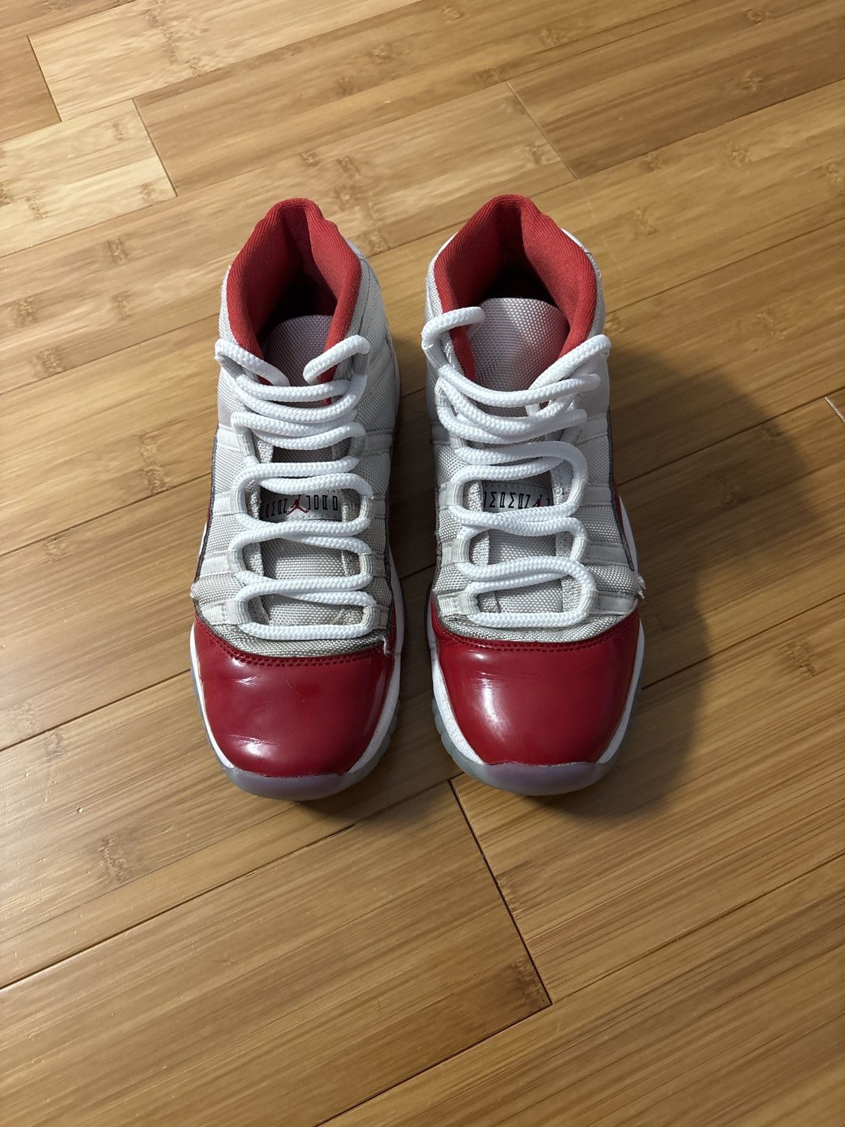 Jordan Brand × Nike Air Jordan 11 ‘Cherry’ GS Size US 5 / EU 37 - 3 Thumbnail