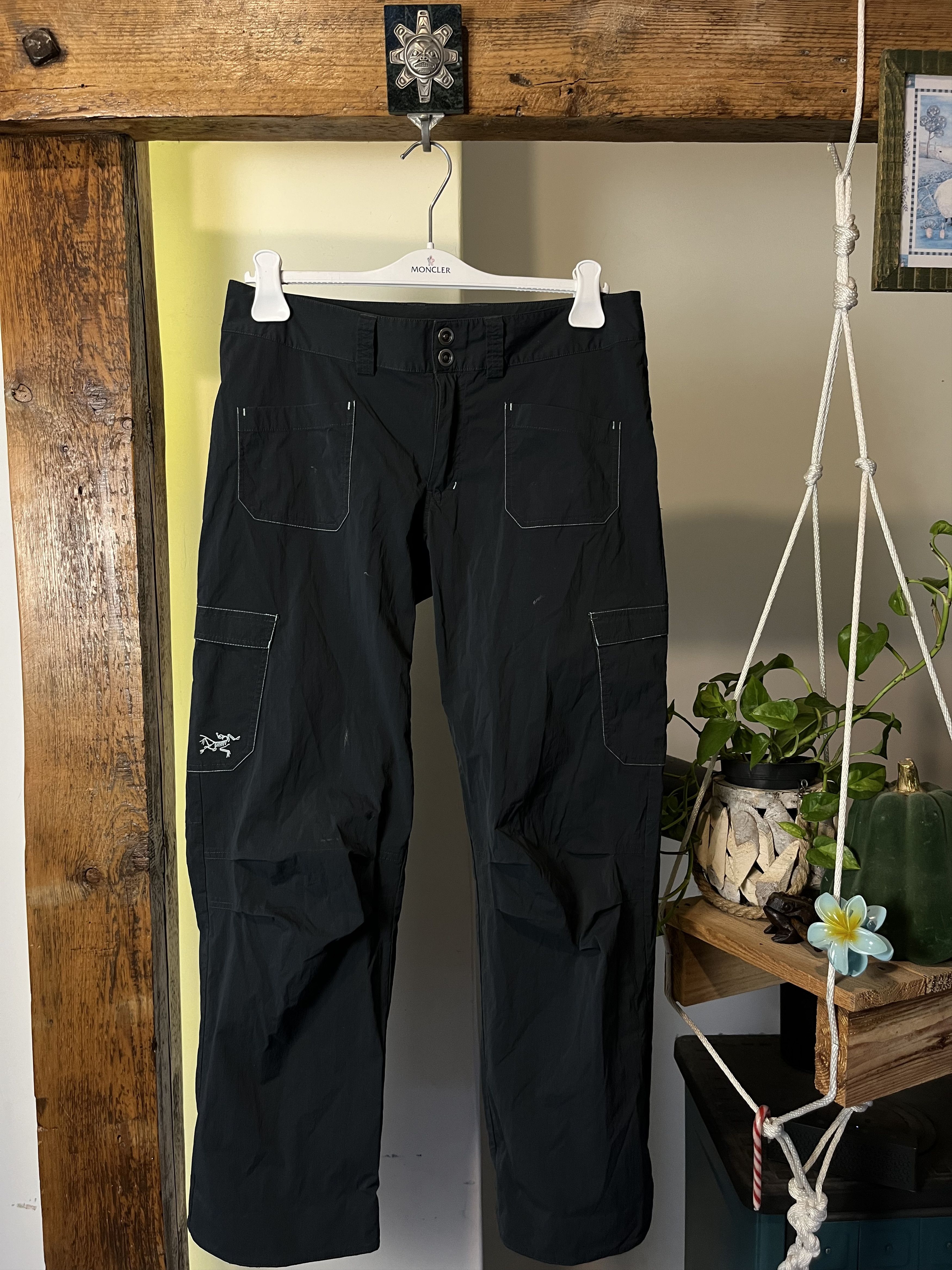 Arc'teryx Arc’teryx Black Nylon Hikking Pants Size 30" / US 8 / IT 44 - 1 Thumbnail