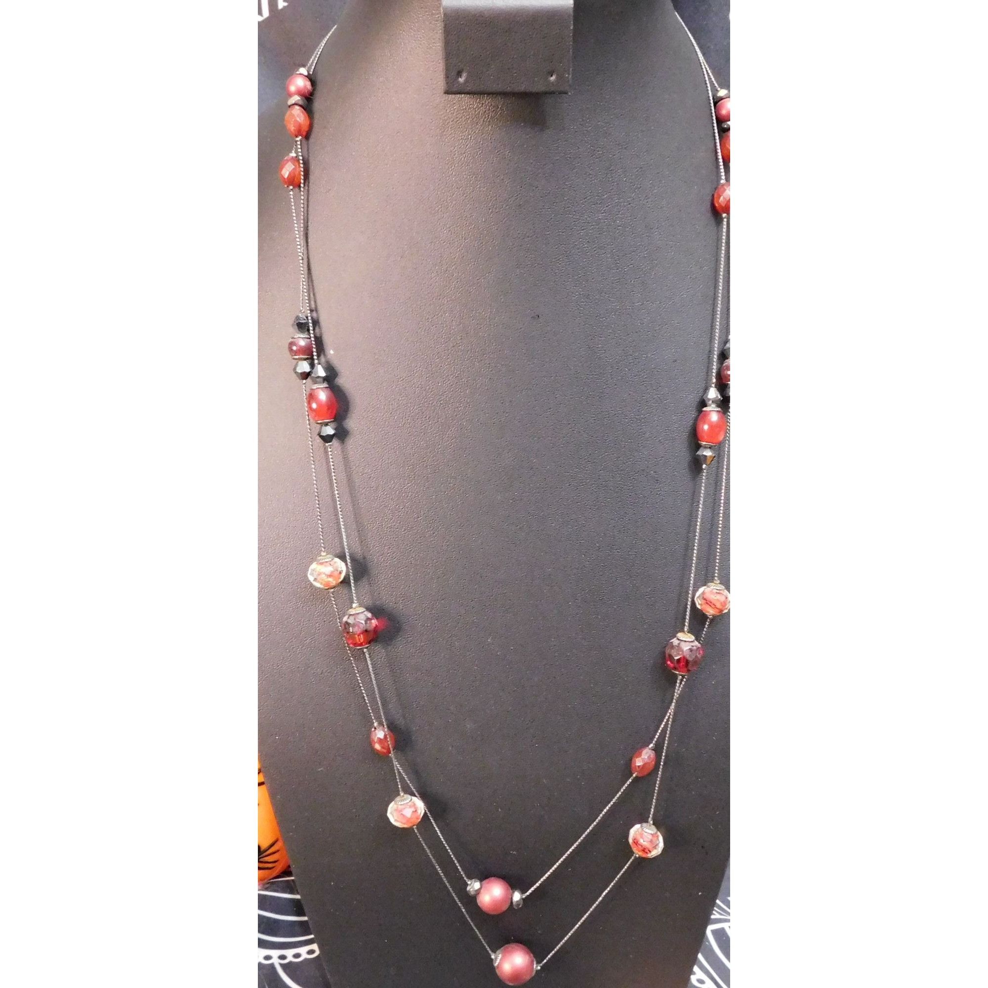 Other Corporate Goth Red And Black Beaded Station Necklace Size ONE SIZE - 6 Thumbnail