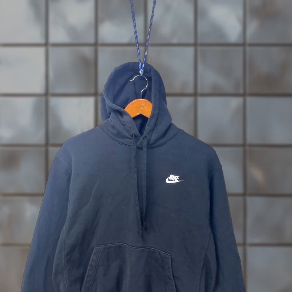 Nike VINTAGE Nike Swoosh Essential Hoodie Shirt Mens S Black Nike Sportswear Pullover Hooded Short Sleeve? Size US S / EU 44-46 / 1 - 1 Thumbnail