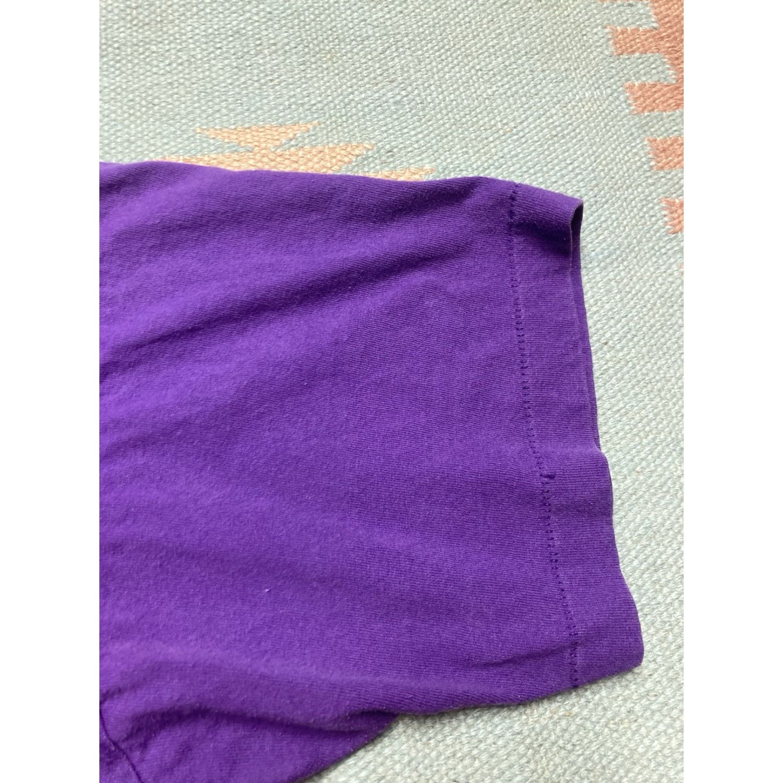 Vintage VINTAGE 90s Pocket T Shirt Faded Purple Plum Single Stitch Cotton Adult XL Men Size US XL / EU 56 / 4 - 5 Thumbnail