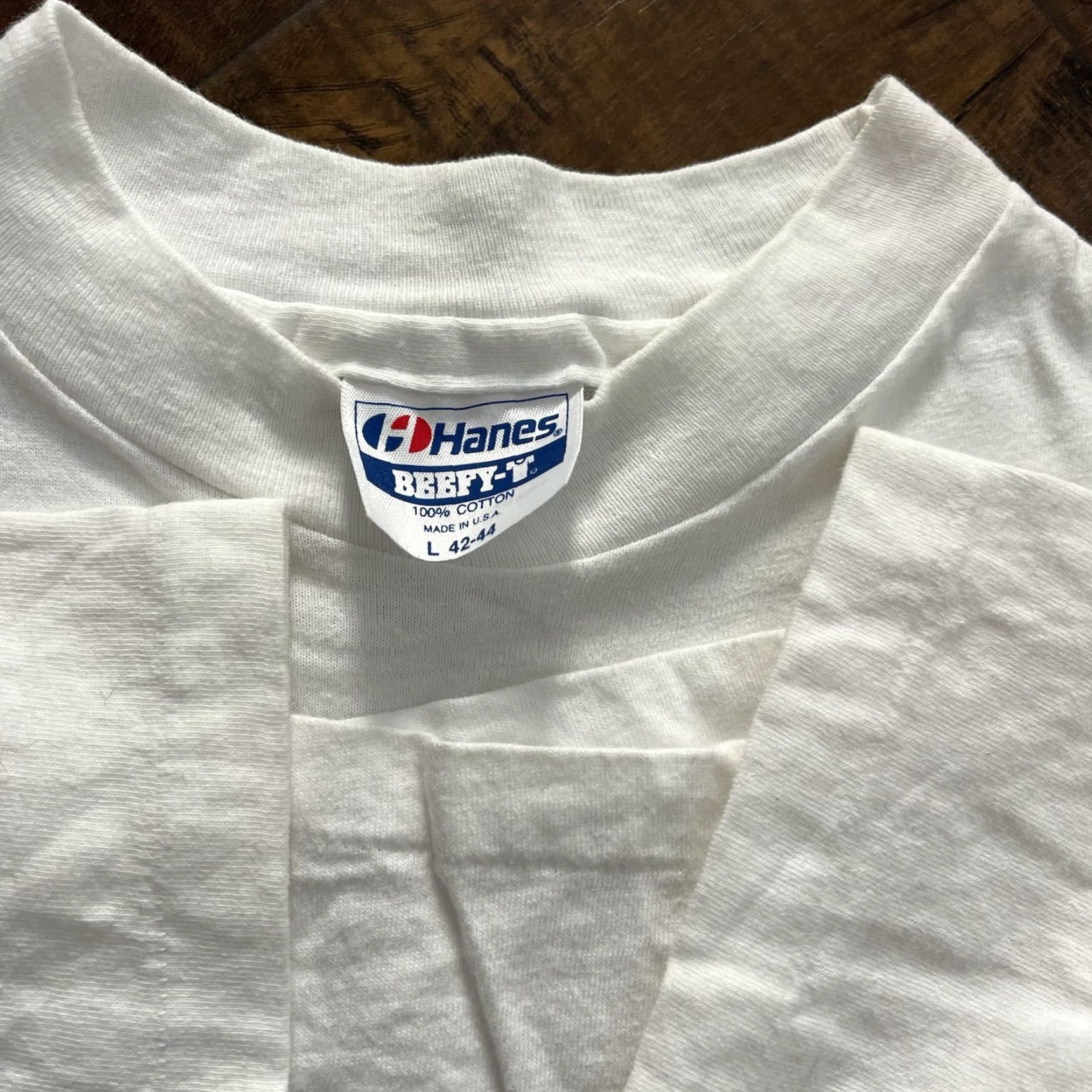 Hanes VINTAGE Hanes Chevrolet Bel Air T-Shirt 90s Classic Car Hot Rod Lowrider Adult Large White Mens Size US L / EU 52-54 / 3 - 6 Thumbnail