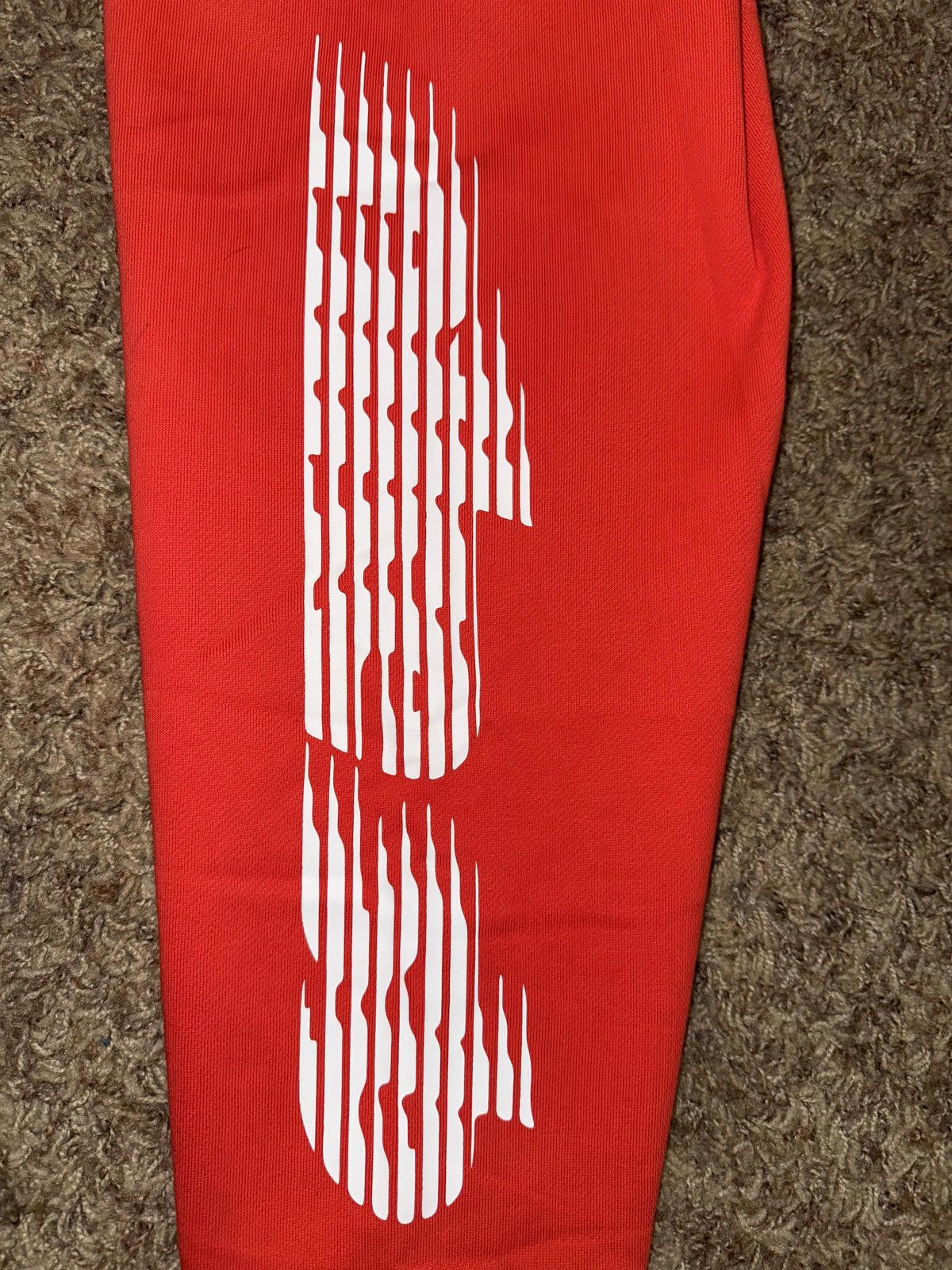 Nike Nike SB Men’s Essential GFX Fleece Pullover Hoodie Sample Size US M / EU 48-50 / 2 - 5 Thumbnail