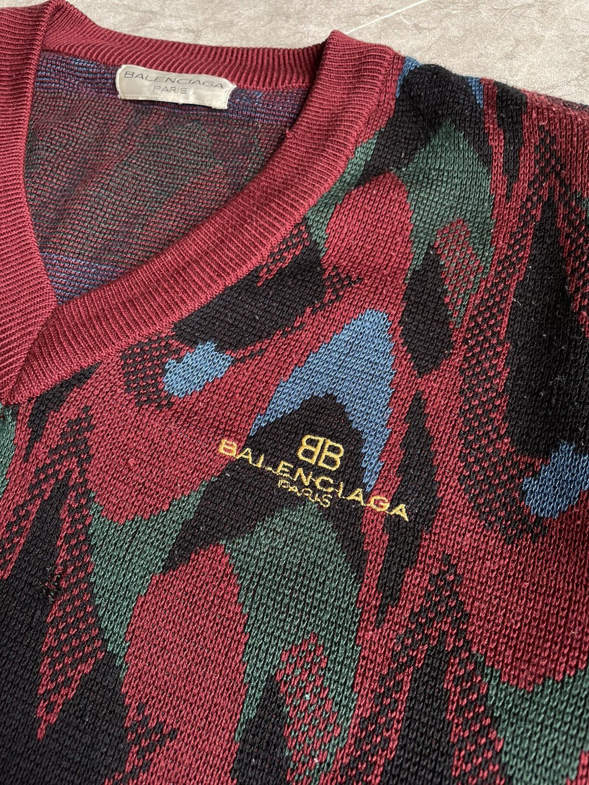 Balenciaga Balenciaga V neck Multicolor Knitwear Size US M / EU 48-50 / 2 - 4 Thumbnail