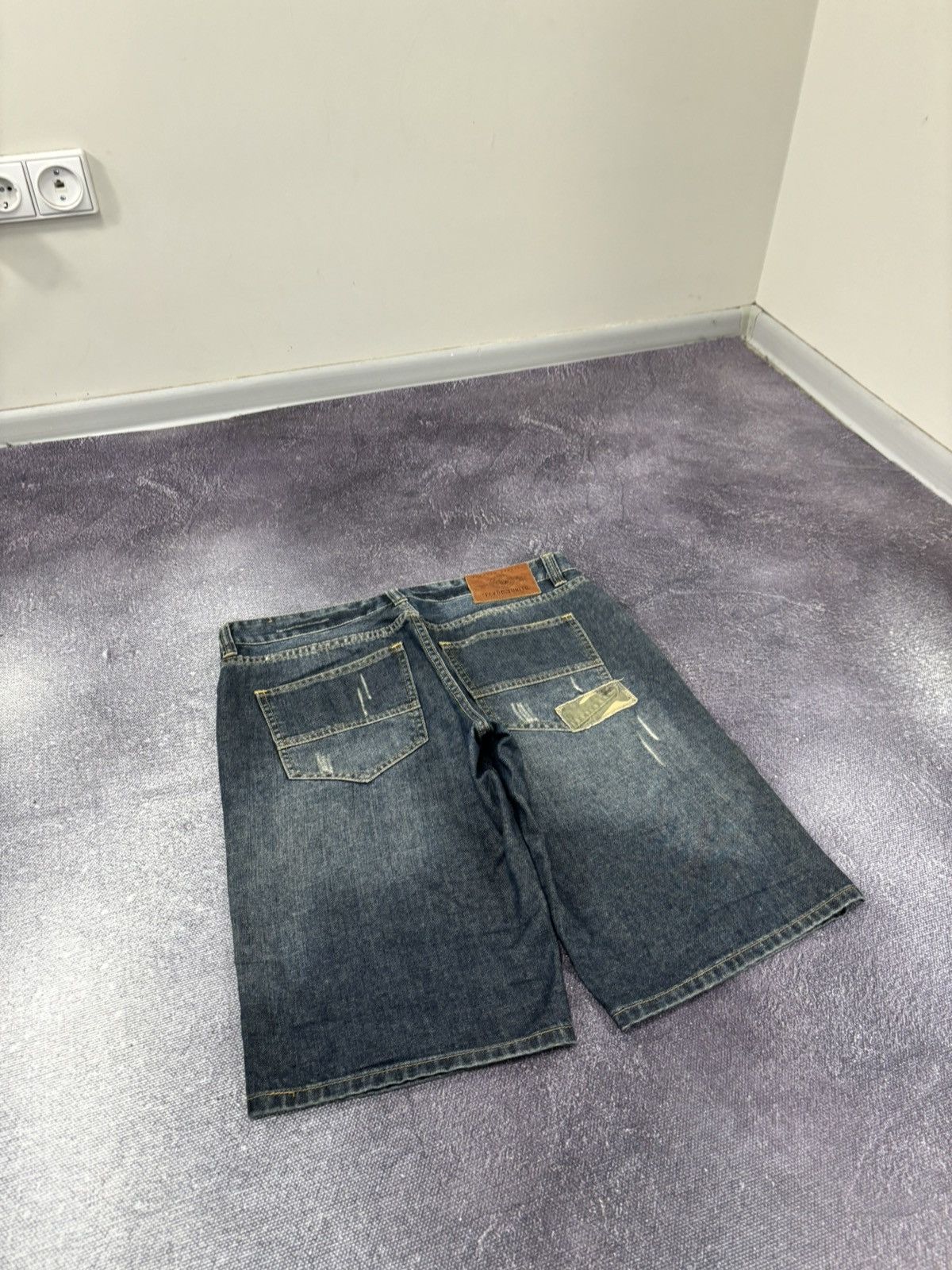 Ecko Unltd. Vintage Ecko Unltd Y2K Skate Hype Baggy Denim Shorts Size US 32 / EU 48 - 4 Thumbnail