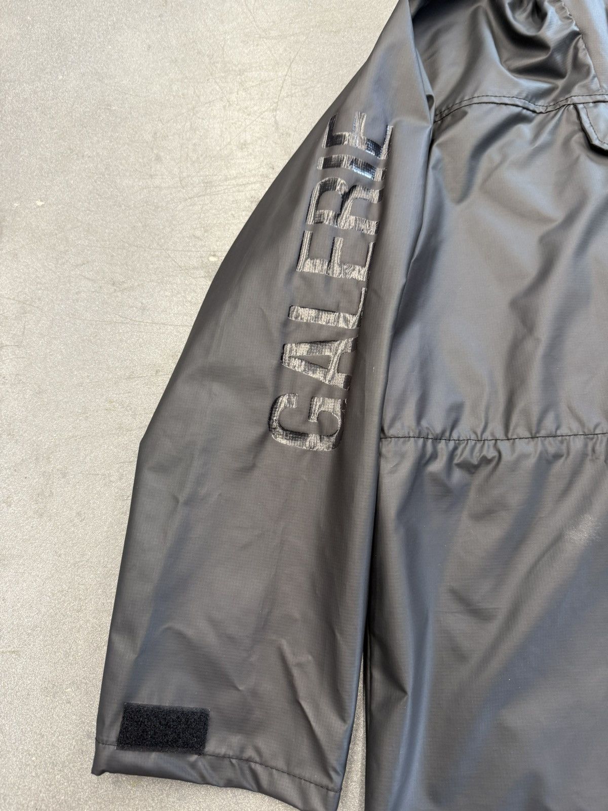 Vintage Gallery Dept Annorak Pullover Windbreaker