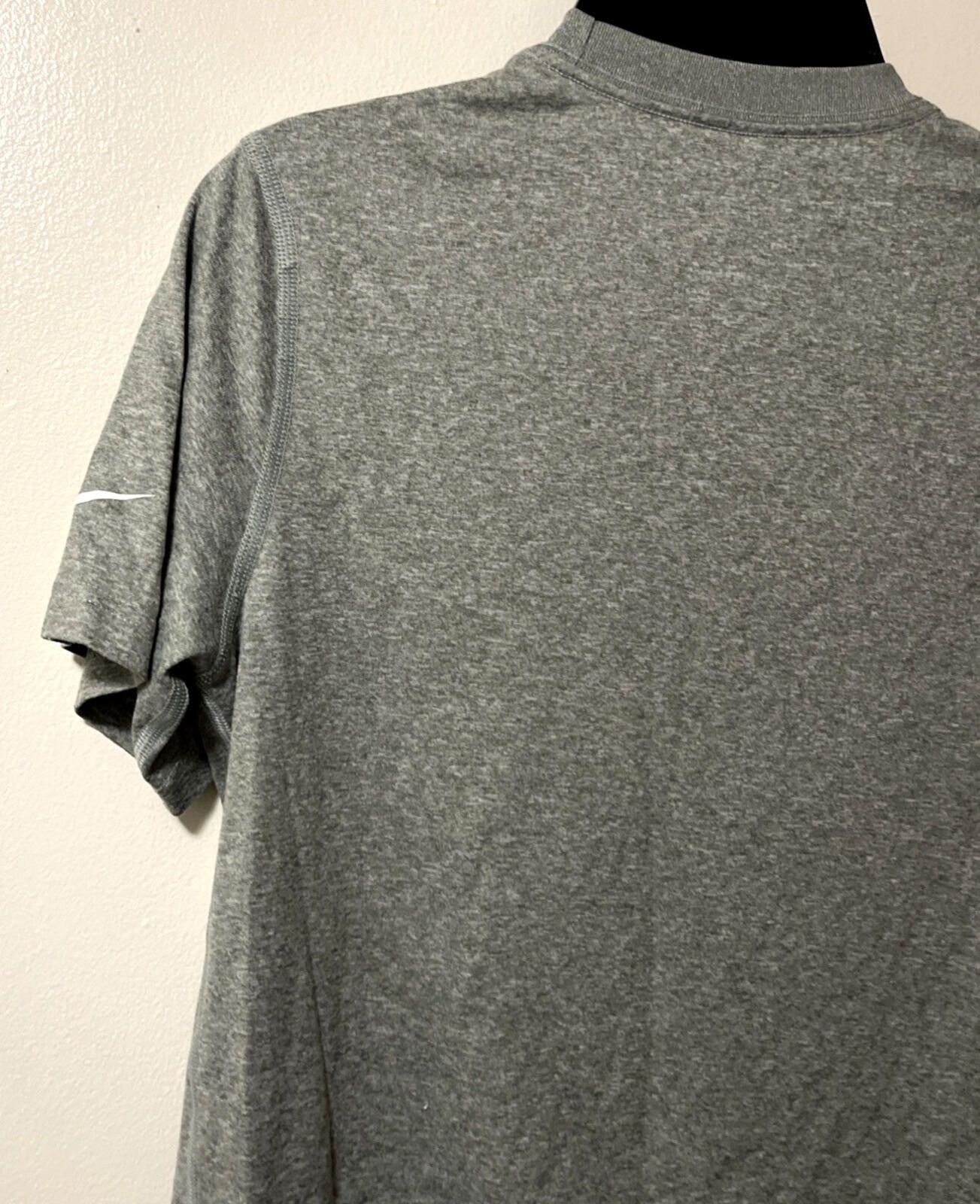 Nike Dallas Cowboys Gray Polyester T-shirt Size Youth M Nike Size ONE SIZE - 3 Thumbnail