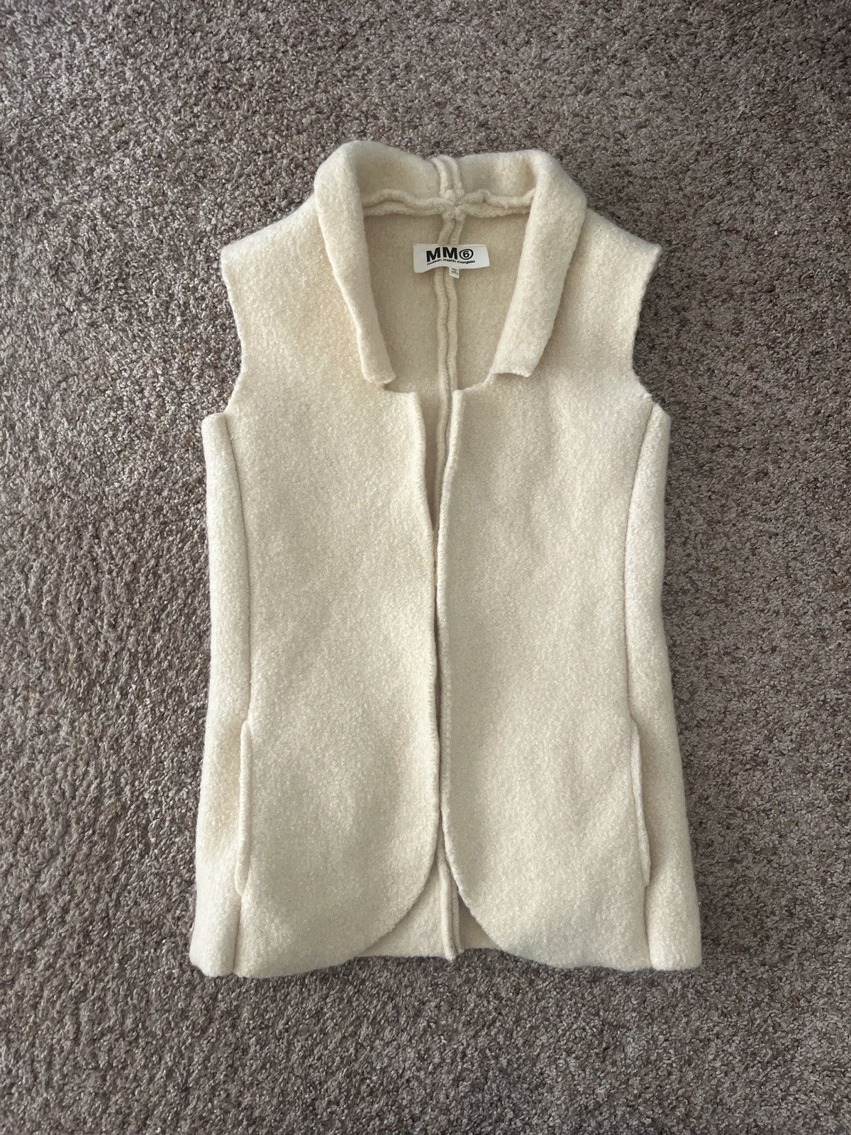 Maison Margiela Maison Margiela x MM6 Wool Vest Size XS / US 0-2 / IT 36-38 - 1 Thumbnail