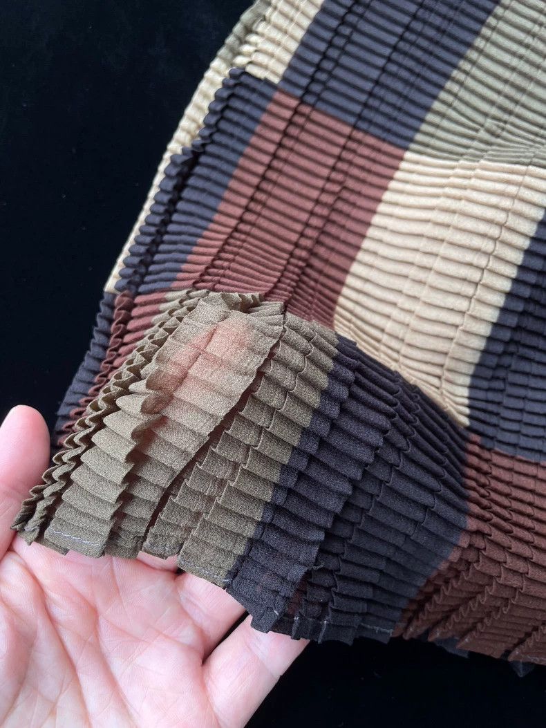Issey Miyake Issey Miyake Brown main color block pleated vest Size M / US 6-8 / IT 42-44 - 3 Thumbnail